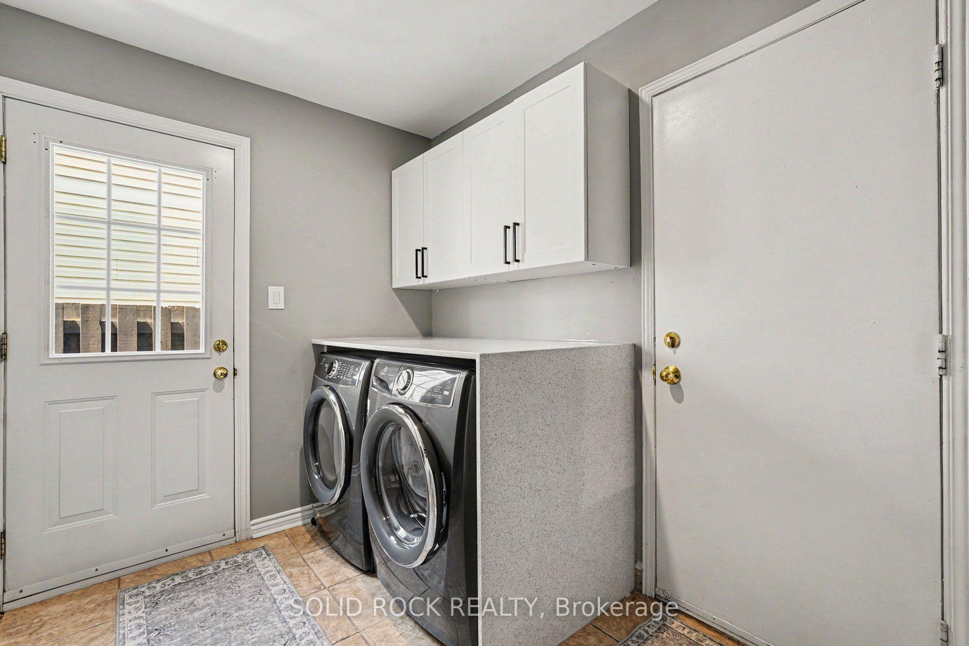 Photo 19 of 742 Merkley Drive, Ottawa, Fallingbrook/Pineridge — HOMEH