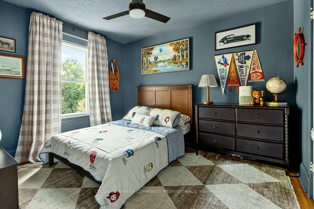 Photo 27 of 243 Grosvenor Avenue S, Hamilton, Delta — HOMEH