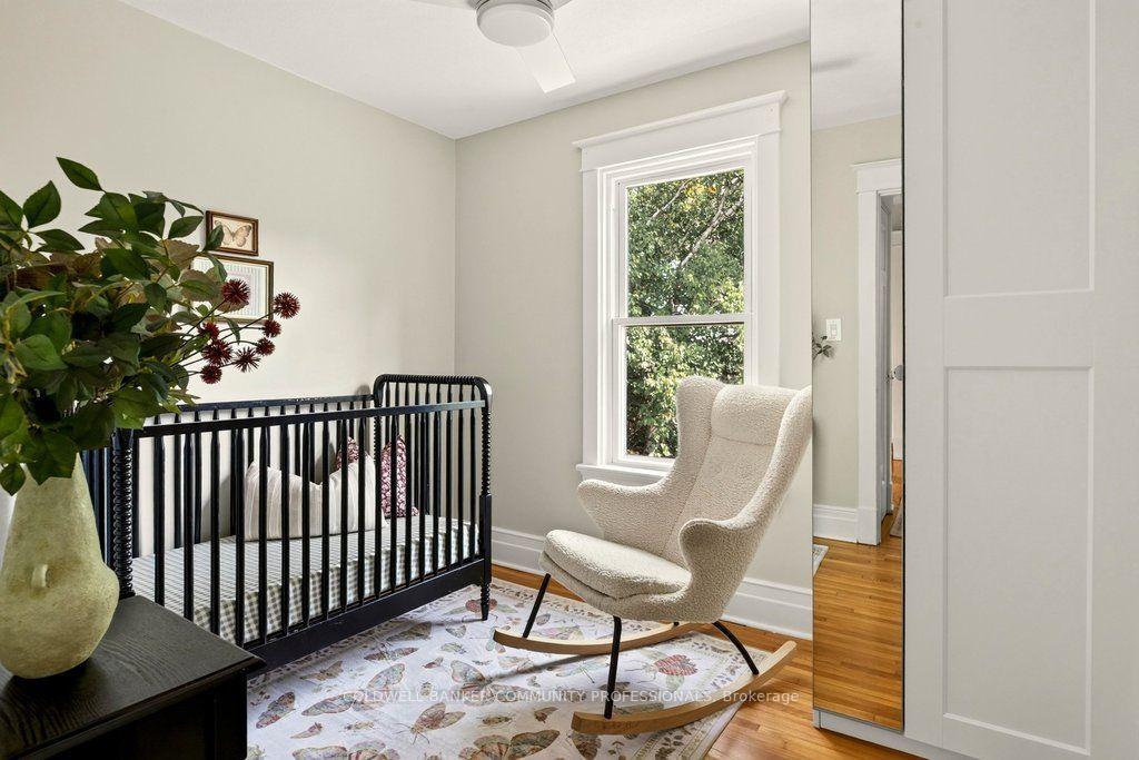 Photo 30 of 243 Grosvenor Avenue S, Hamilton, Delta — HOMEH