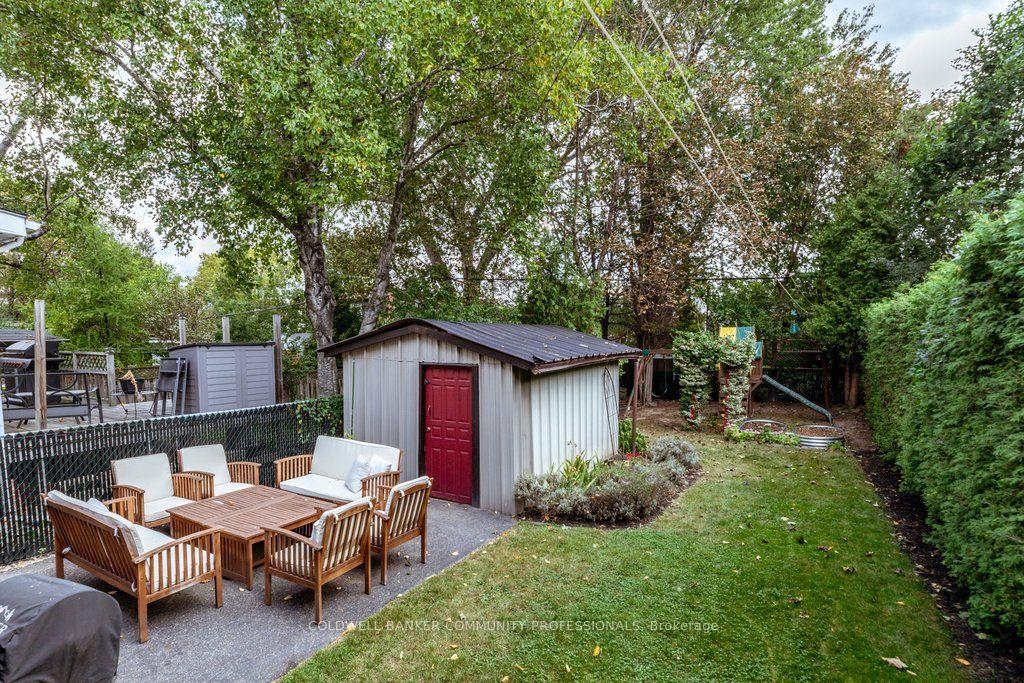 Photo 45 of 243 Grosvenor Avenue S, Hamilton, Delta — HOMEH
