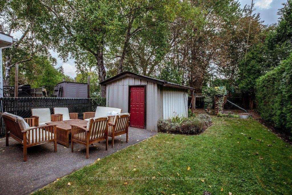 Photo 46 of 243 Grosvenor Avenue S, Hamilton, Delta — HOMEH