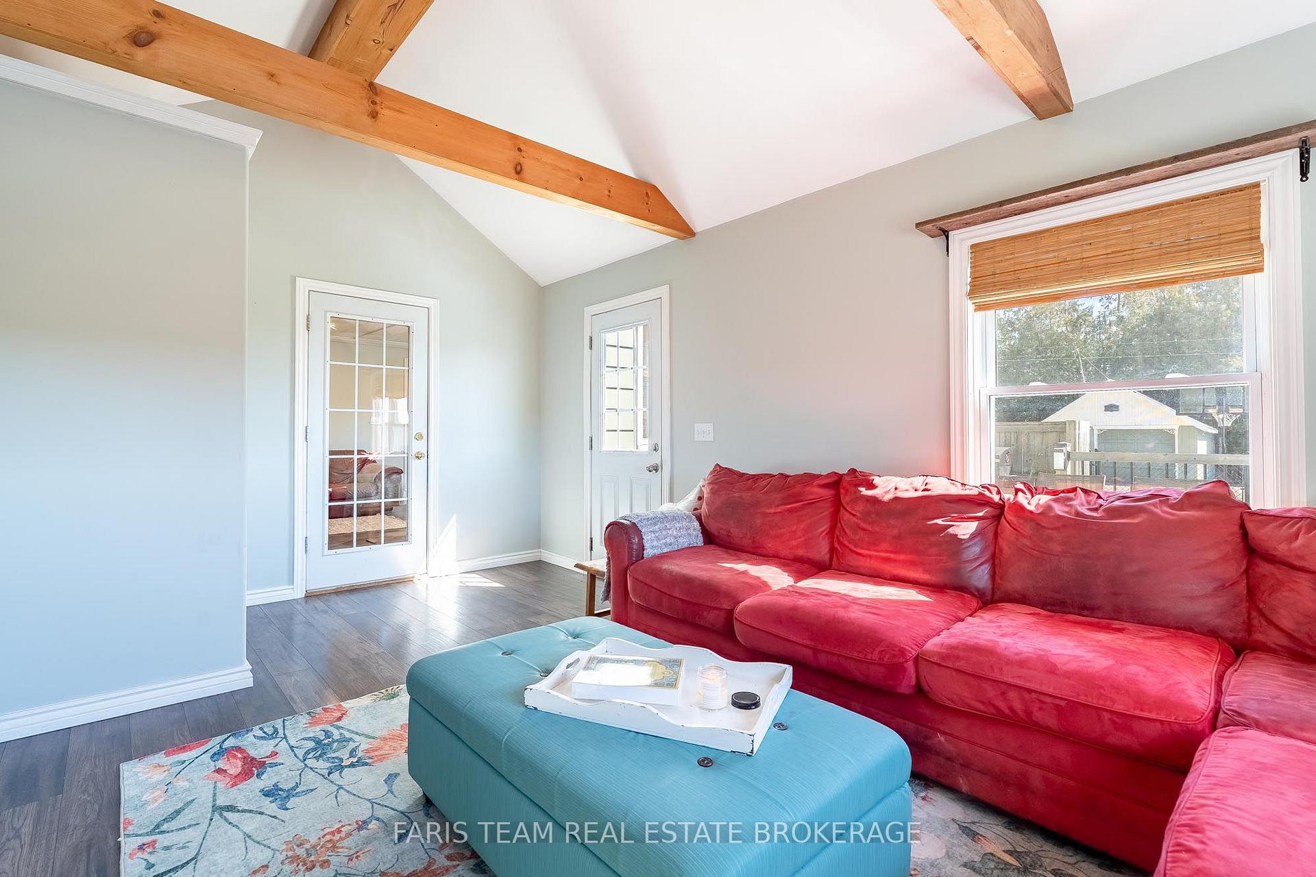 Photo 18 of 1346 Penetanguishene Road, Springwater, Rural Springwater — HOMEH