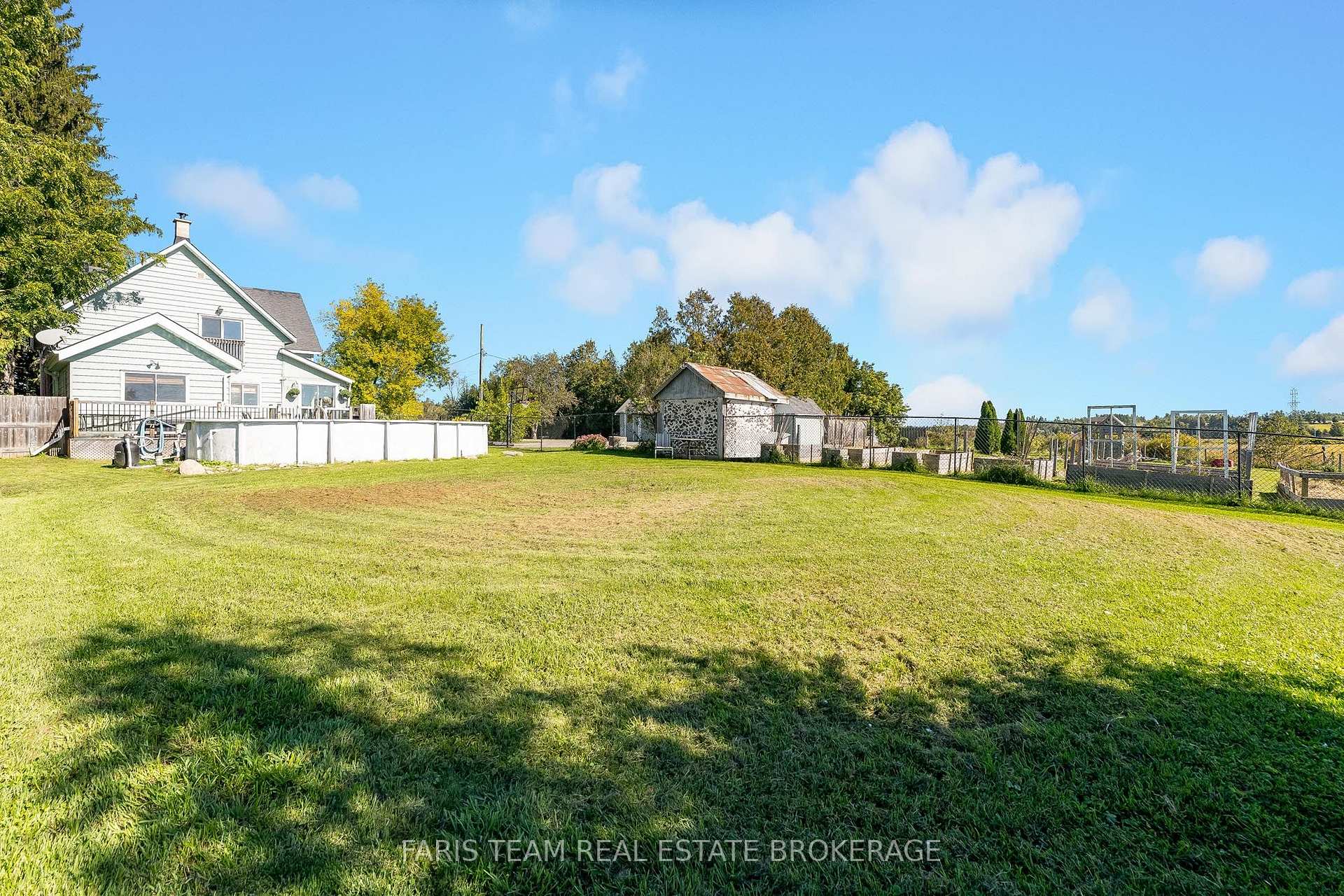 Photo 30 of 1346 Penetanguishene Road, Springwater, Rural Springwater — HOMEH