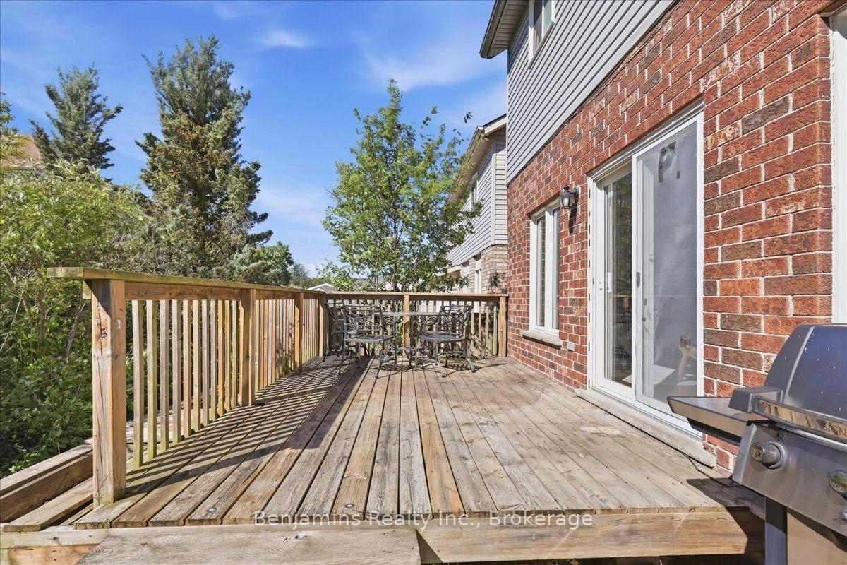Photo 41 of 430 Mountain Laurel Crescent, Kitchener, Larentian West — HOMEH