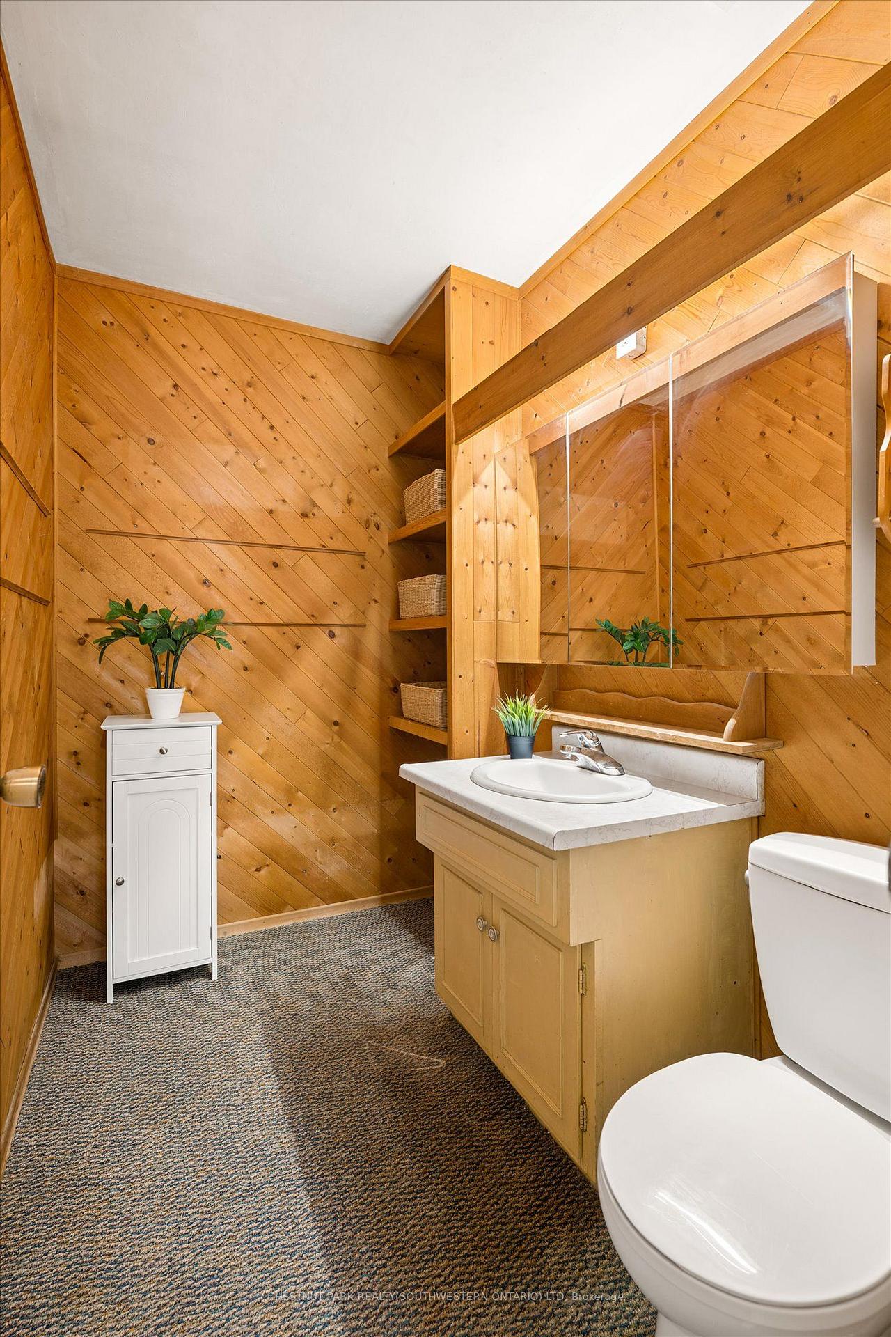Photo 20 of 351 Craigleith Drive, Waterloo, Beechwood — HOMEH