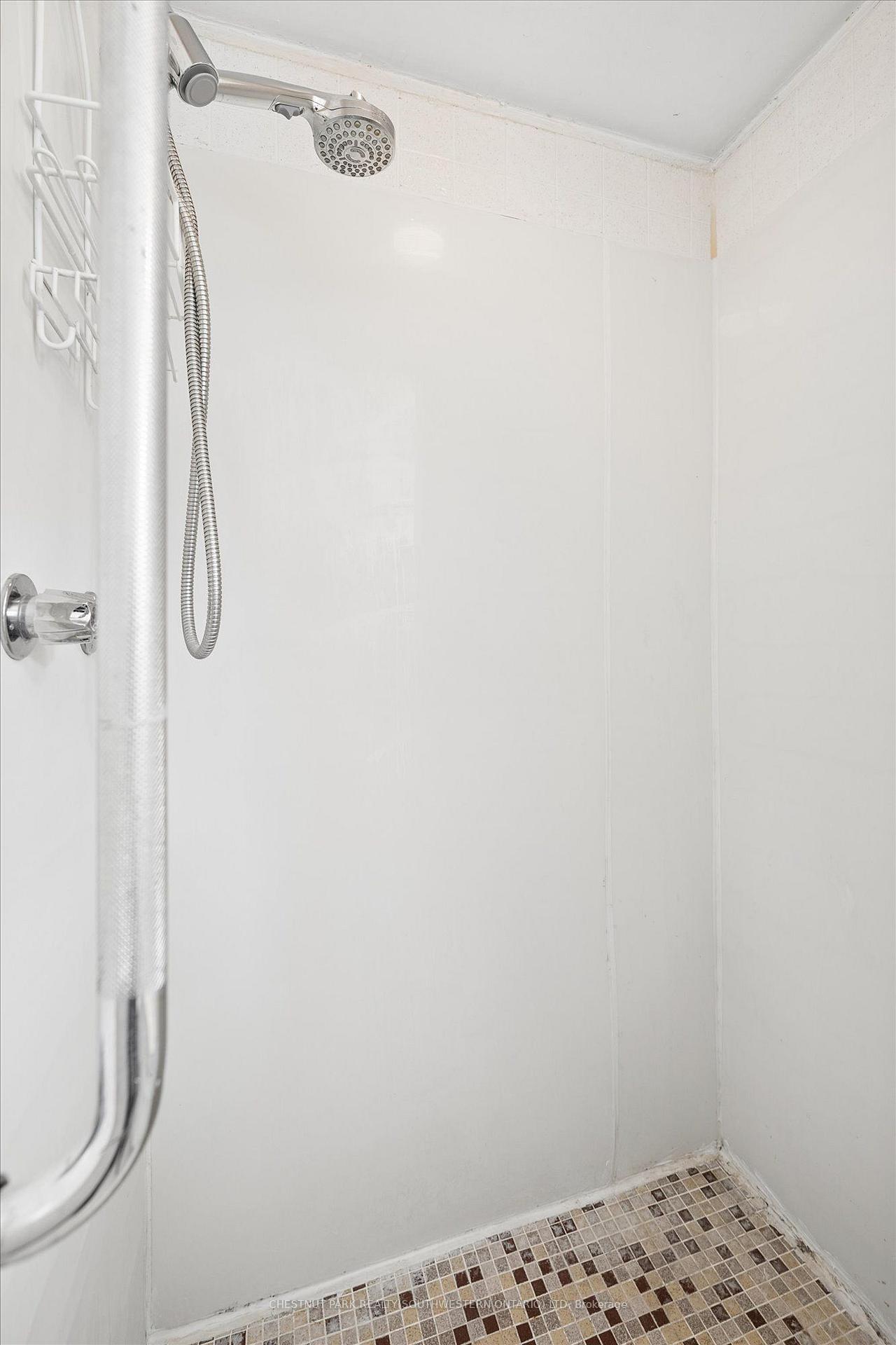 Photo 26 of 351 Craigleith Drive, Waterloo, Beechwood — HOMEH