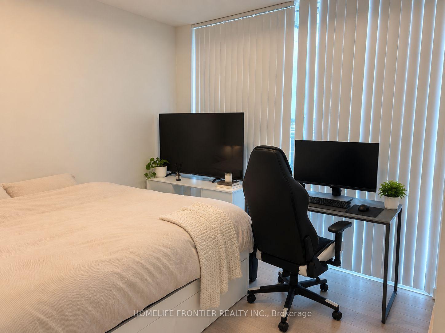 Photo 5 of Unit 2504, 7895 Jane Street, Vaughan, Vaughan Corporate Centre — HOMEH