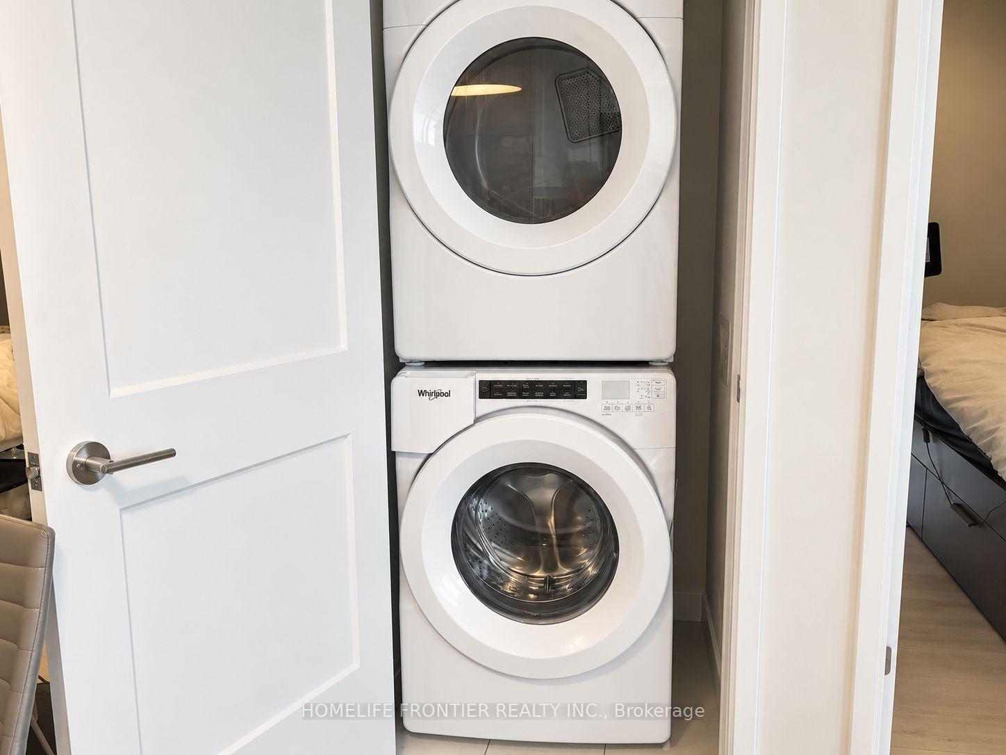 Photo 9 of Unit 2504, 7895 Jane Street, Vaughan, Vaughan Corporate Centre — HOMEH
