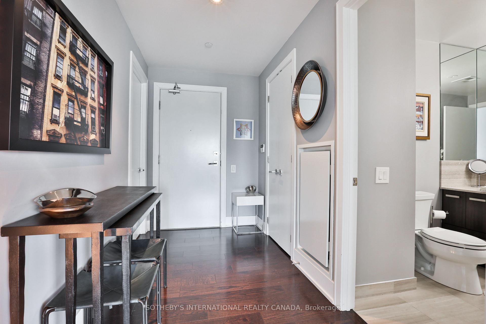 Photo 2 of Unit 811, 170 Avenue Road, Toronto, The Annex — HOMEH