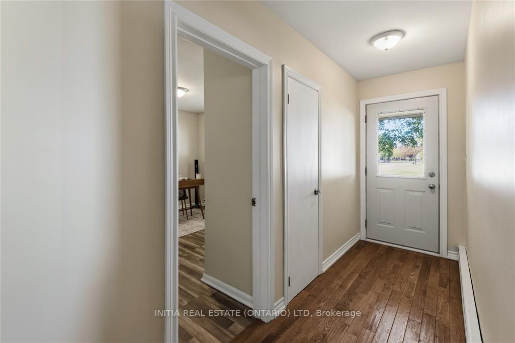 Photo 20 of 755 Talfourd Street, Sarnia — HOMEH