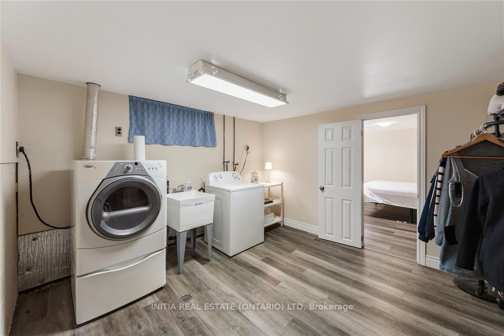 Photo 37 of 755 Talfourd Street, Sarnia — HOMEH