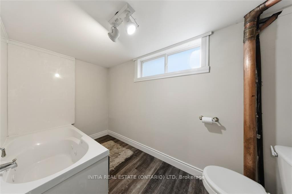 Photo 40 of 755 Talfourd Street, Sarnia — HOMEH