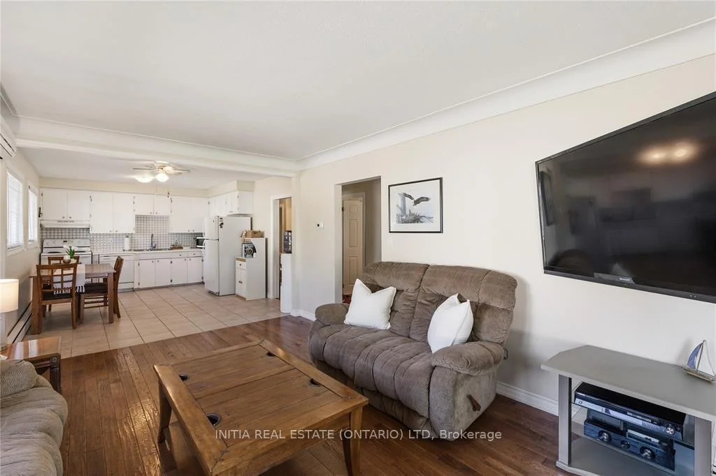 Photo 14 of 755 Talfourd Street, Sarnia — HOMEH