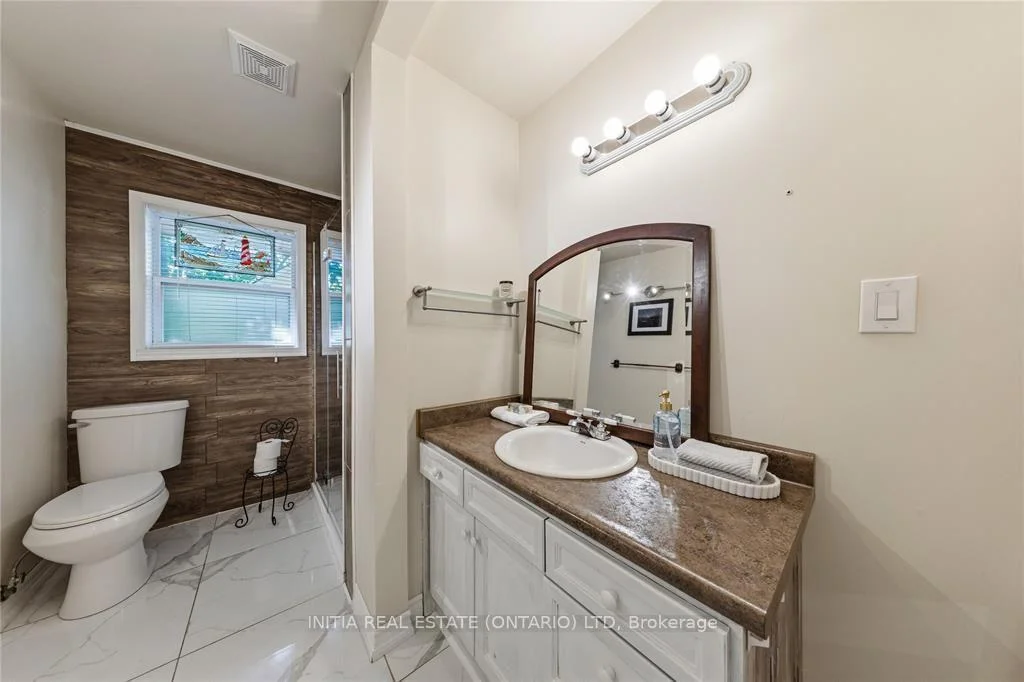 Photo 22 of 755 Talfourd Street, Sarnia — HOMEH