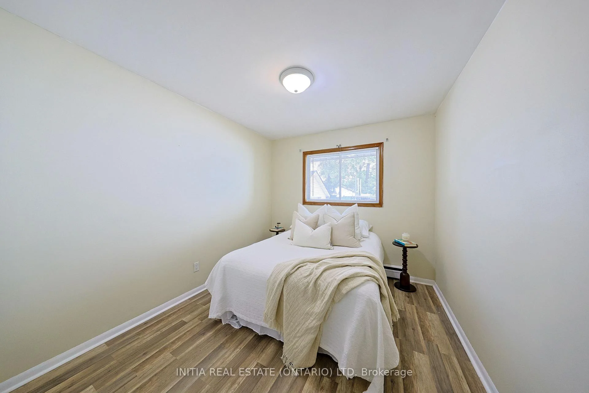 Photo 26 of 755 Talfourd Street, Sarnia — HOMEH