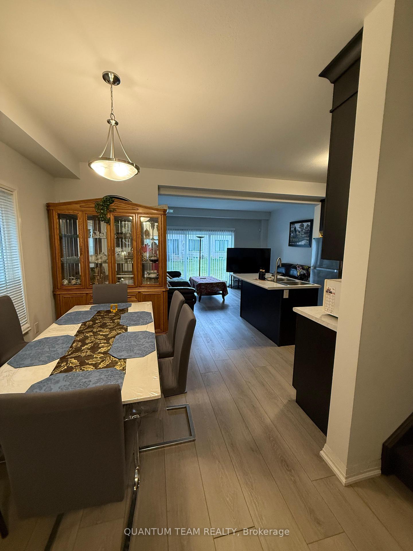 Photo 6 of Unit upper, 9345 White Oak Avenue, Niagara Falls, Lyons Creek — HOMEH