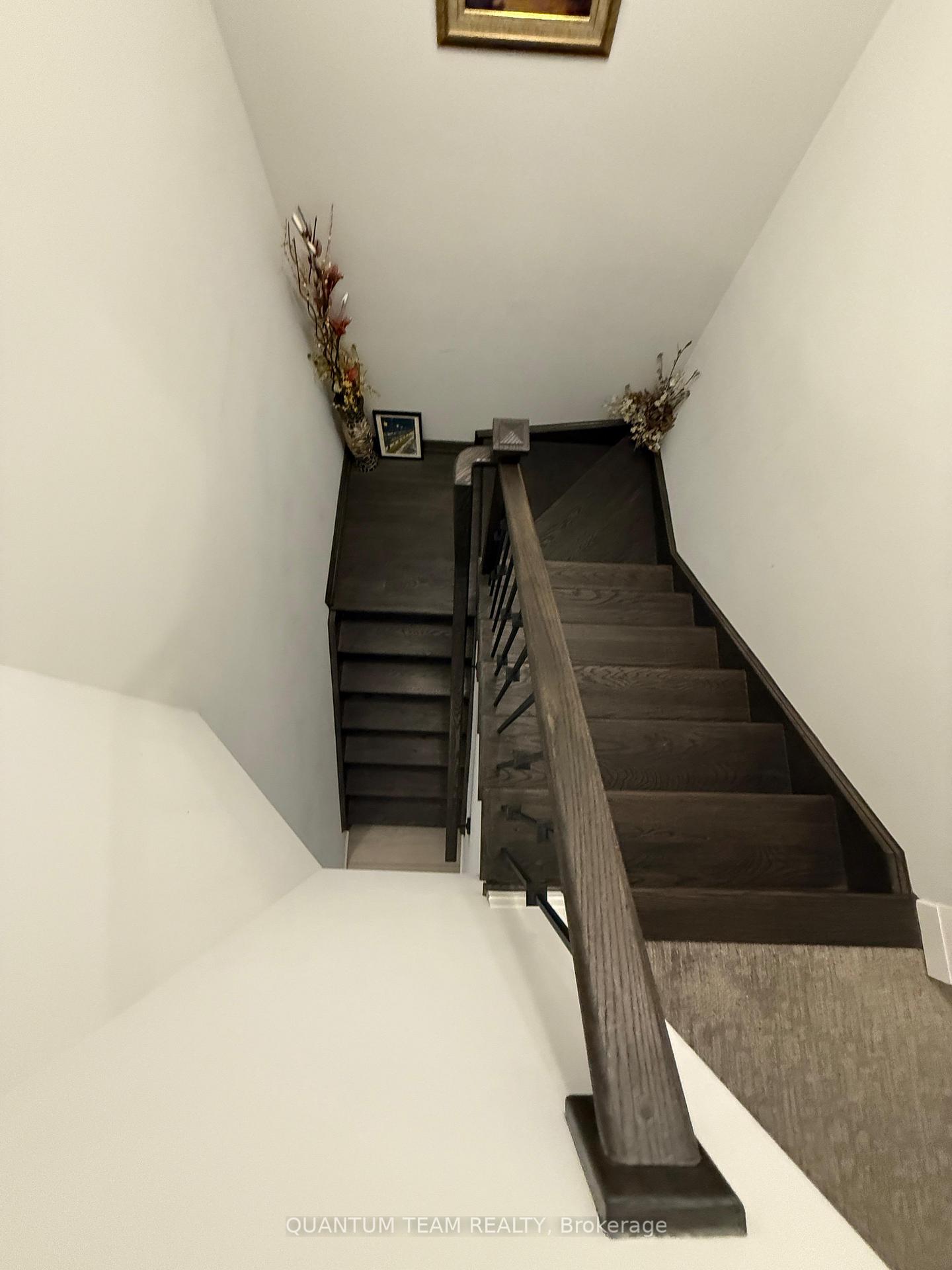 Photo 13 of Unit upper, 9345 White Oak Avenue, Niagara Falls, Lyons Creek — HOMEH