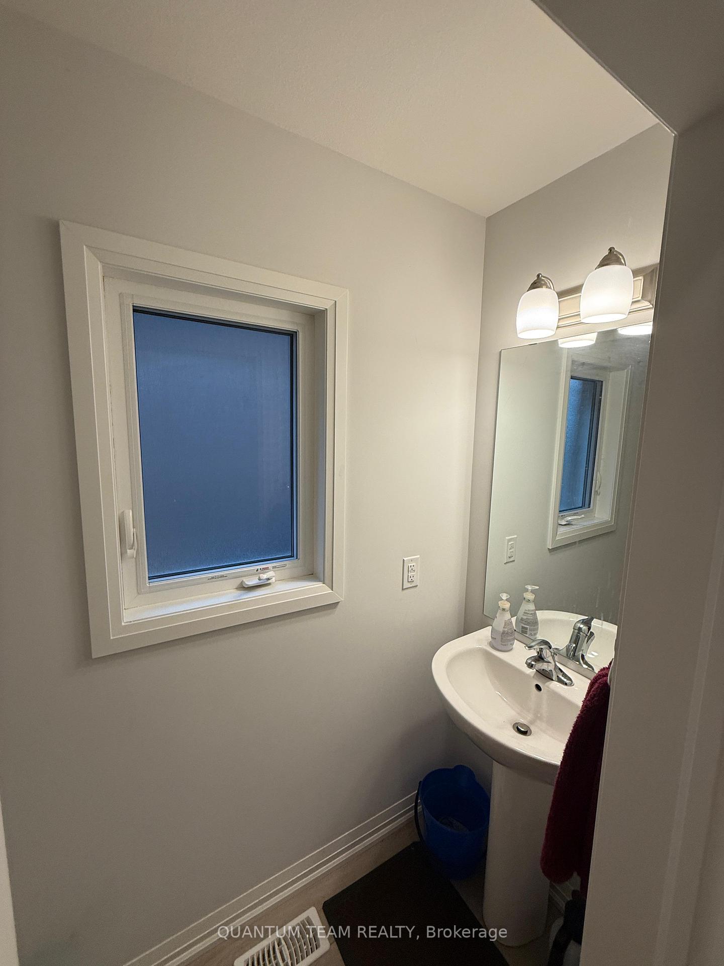 Photo 15 of Unit upper, 9345 White Oak Avenue, Niagara Falls, Lyons Creek — HOMEH