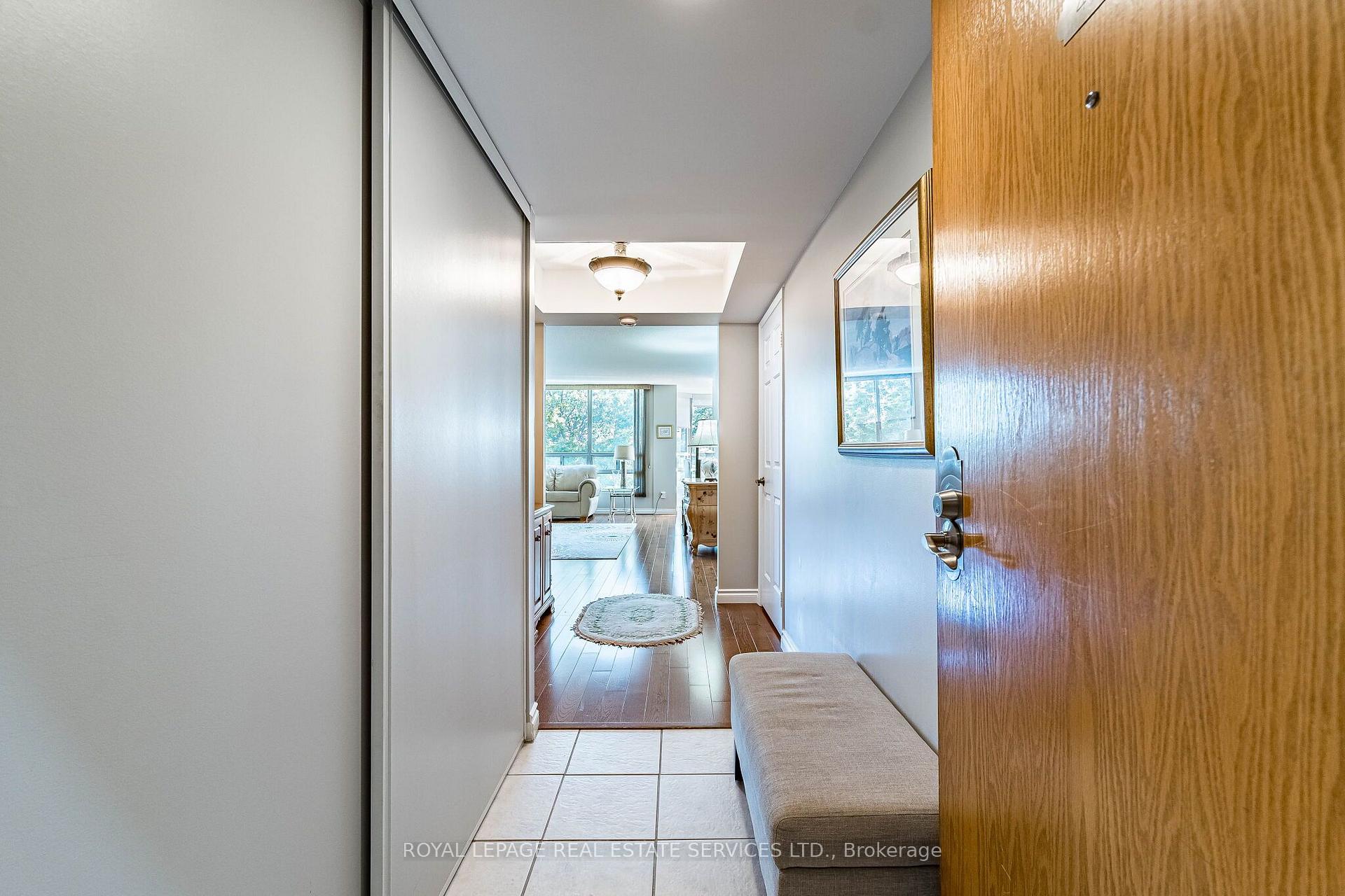Photo 2 of Unit 402, 310 Mill Street S, Brampton, Brampton South — HOMEH