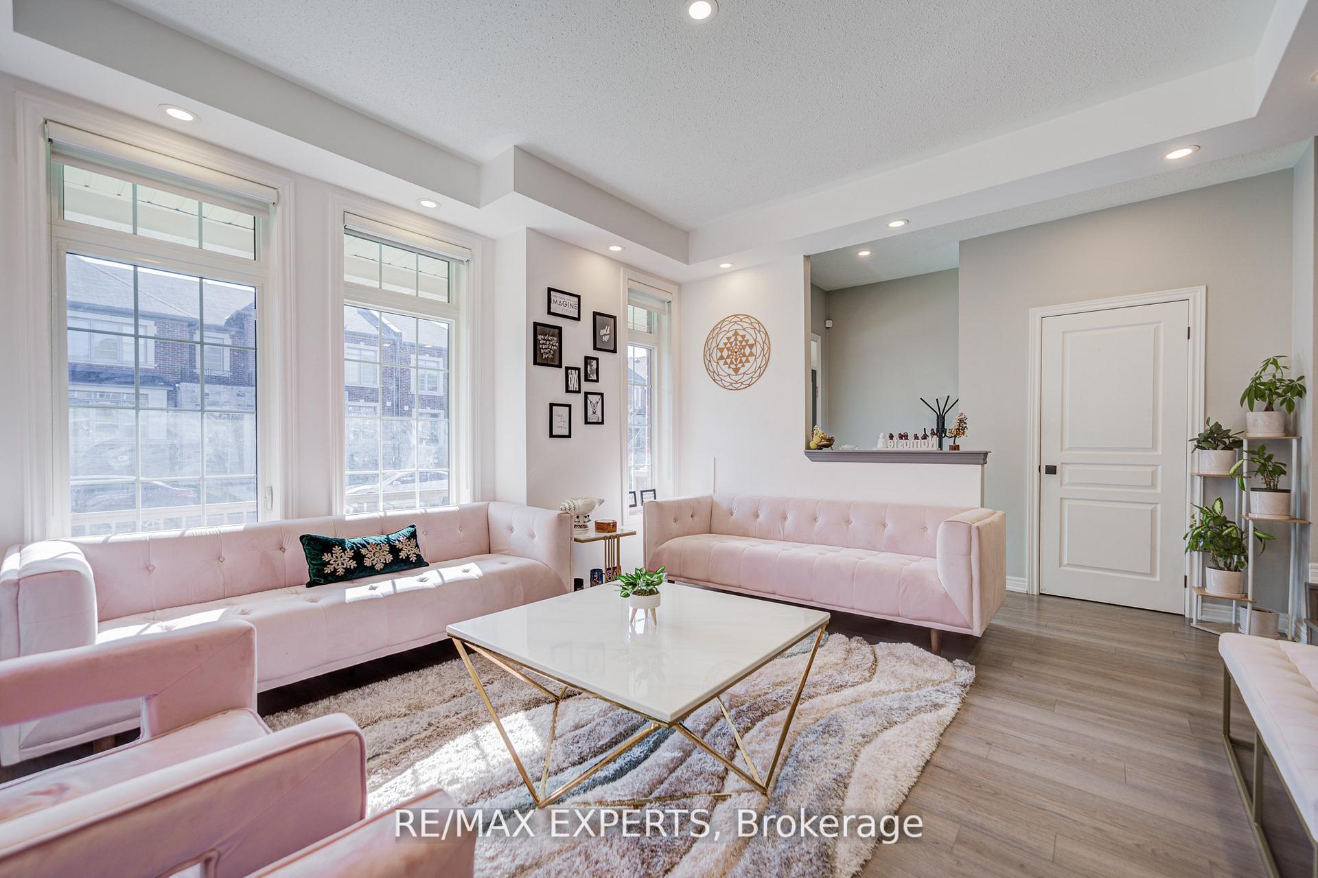 Photo 7 of 32 Walter Proctor Road, East Gwillimbury, Sharon — HOMEH