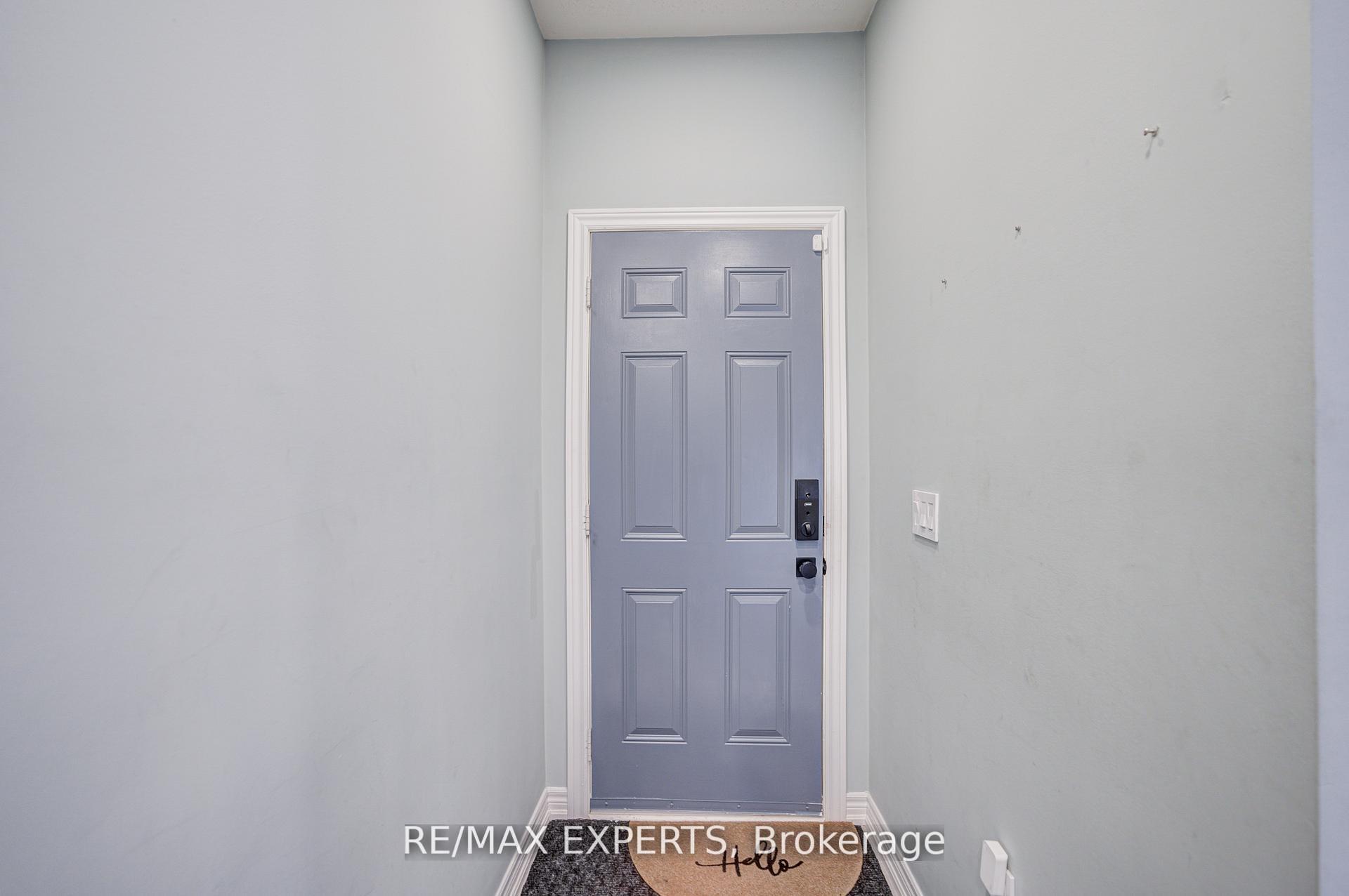 Photo 23 of 32 Walter Proctor Road, East Gwillimbury, Sharon — HOMEH