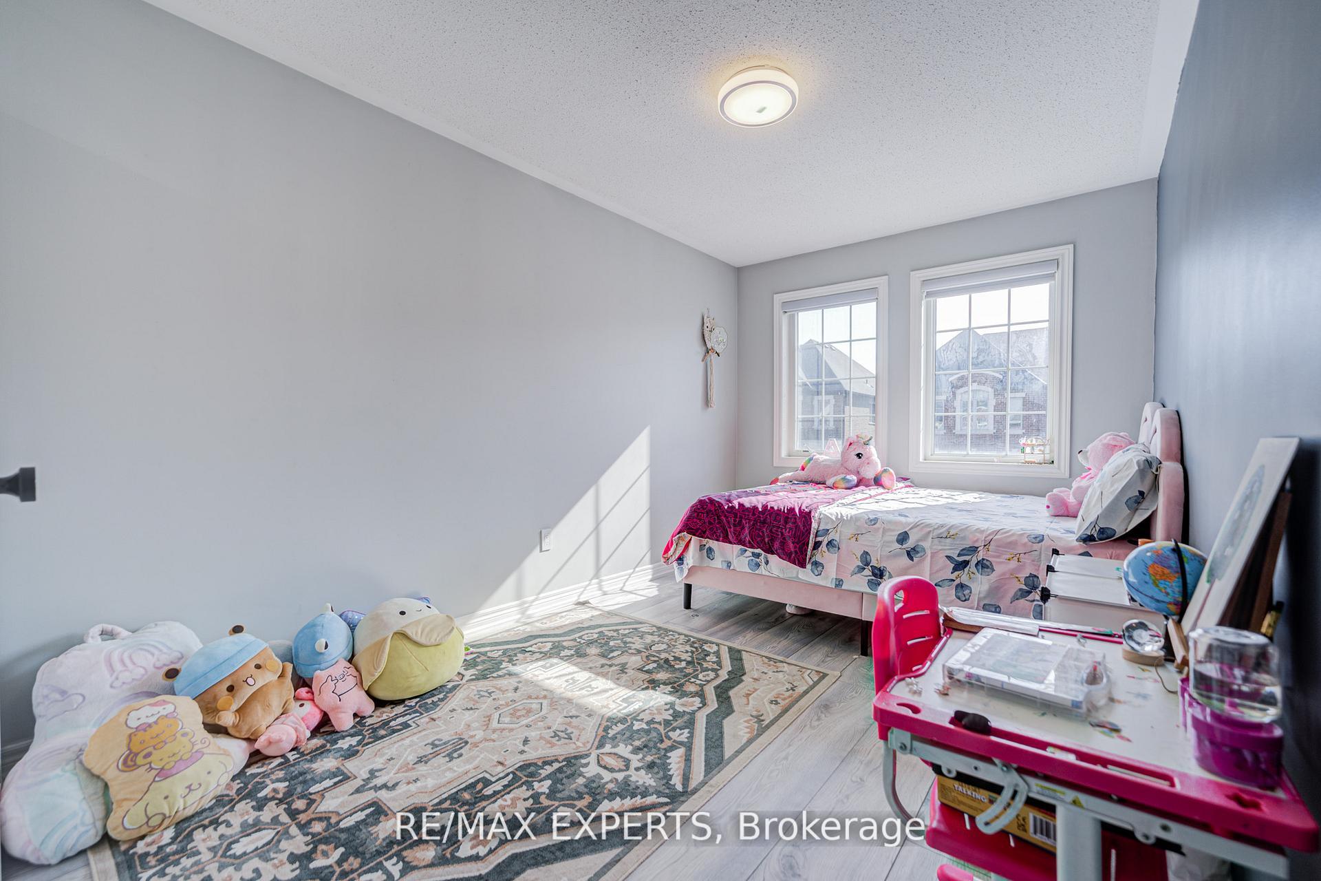 Photo 33 of 32 Walter Proctor Road, East Gwillimbury, Sharon — HOMEH