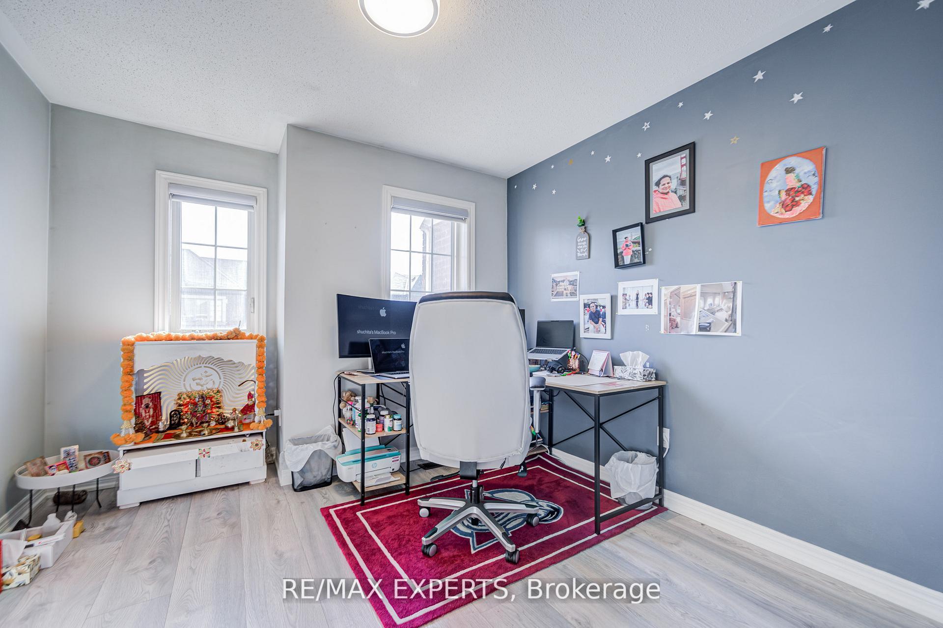 Photo 36 of 32 Walter Proctor Road, East Gwillimbury, Sharon — HOMEH