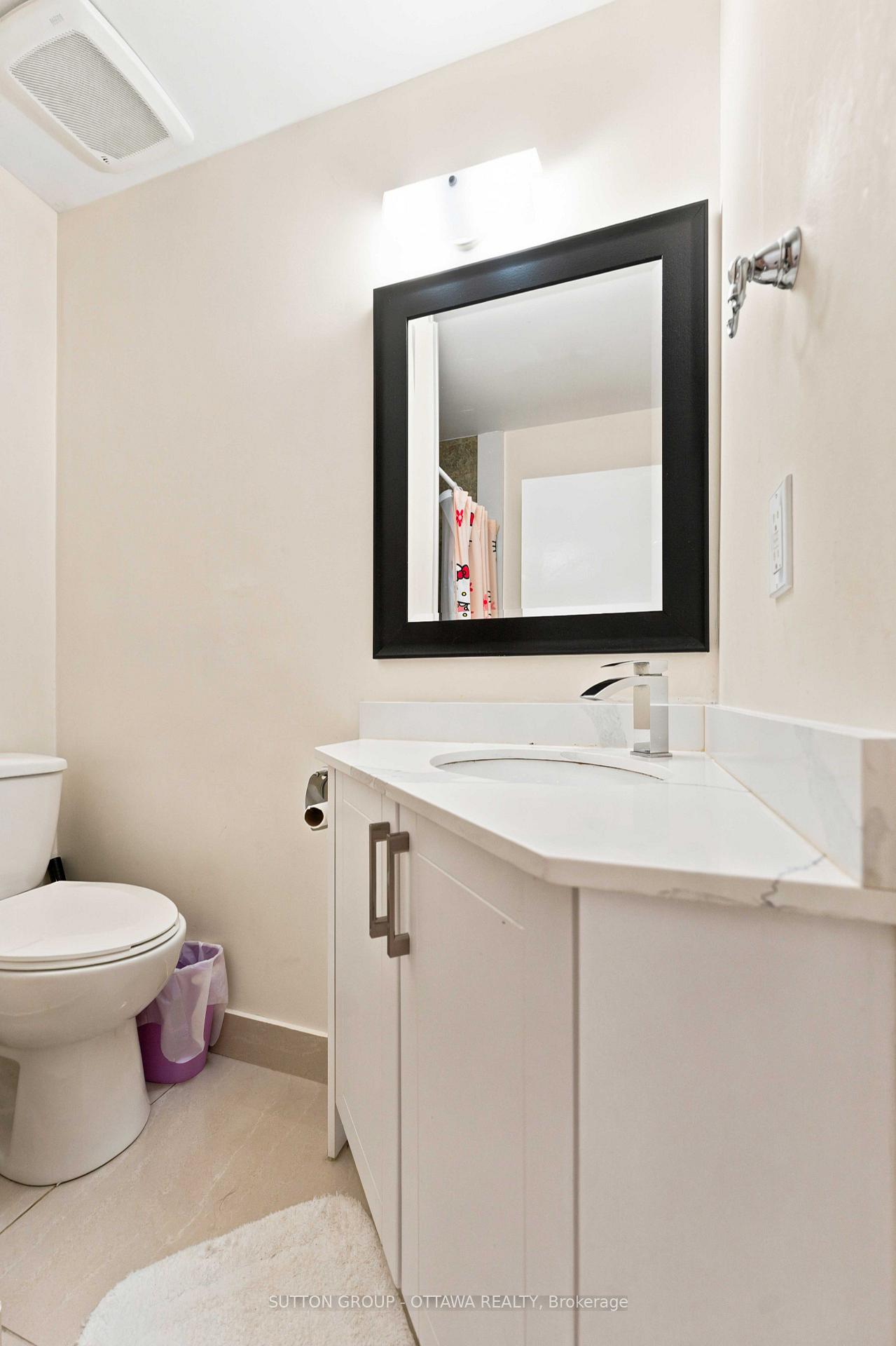 Photo 23 of 66 Fieldgate Drive, Ottawa, Barrhaven - Knollsbrook — HOMEH