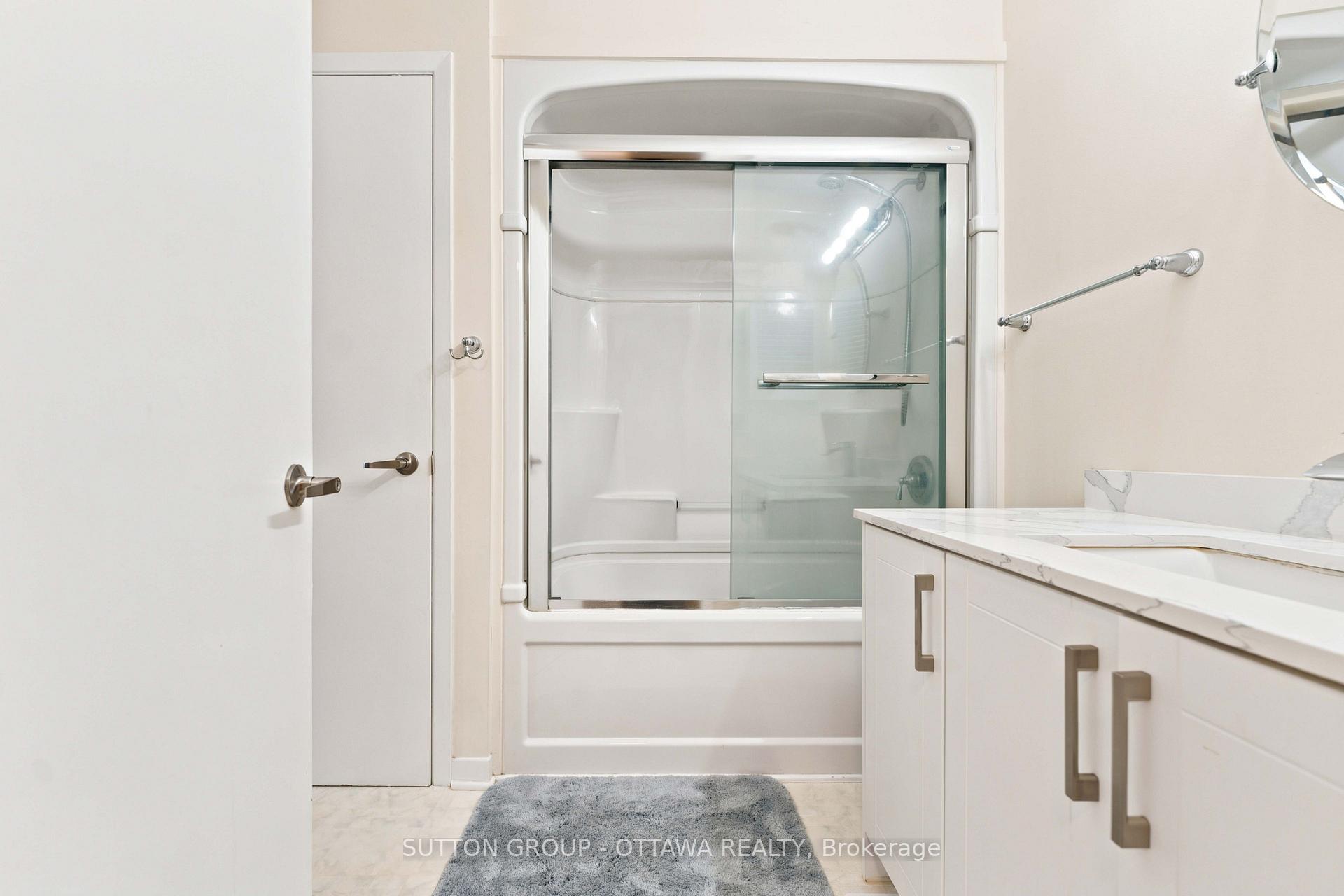 Photo 34 of 66 Fieldgate Drive, Ottawa, Barrhaven - Knollsbrook — HOMEH