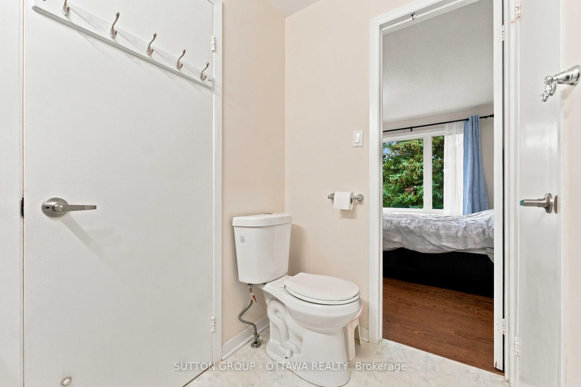 Photo 35 of 66 Fieldgate Drive, Ottawa, Barrhaven - Knollsbrook — HOMEH