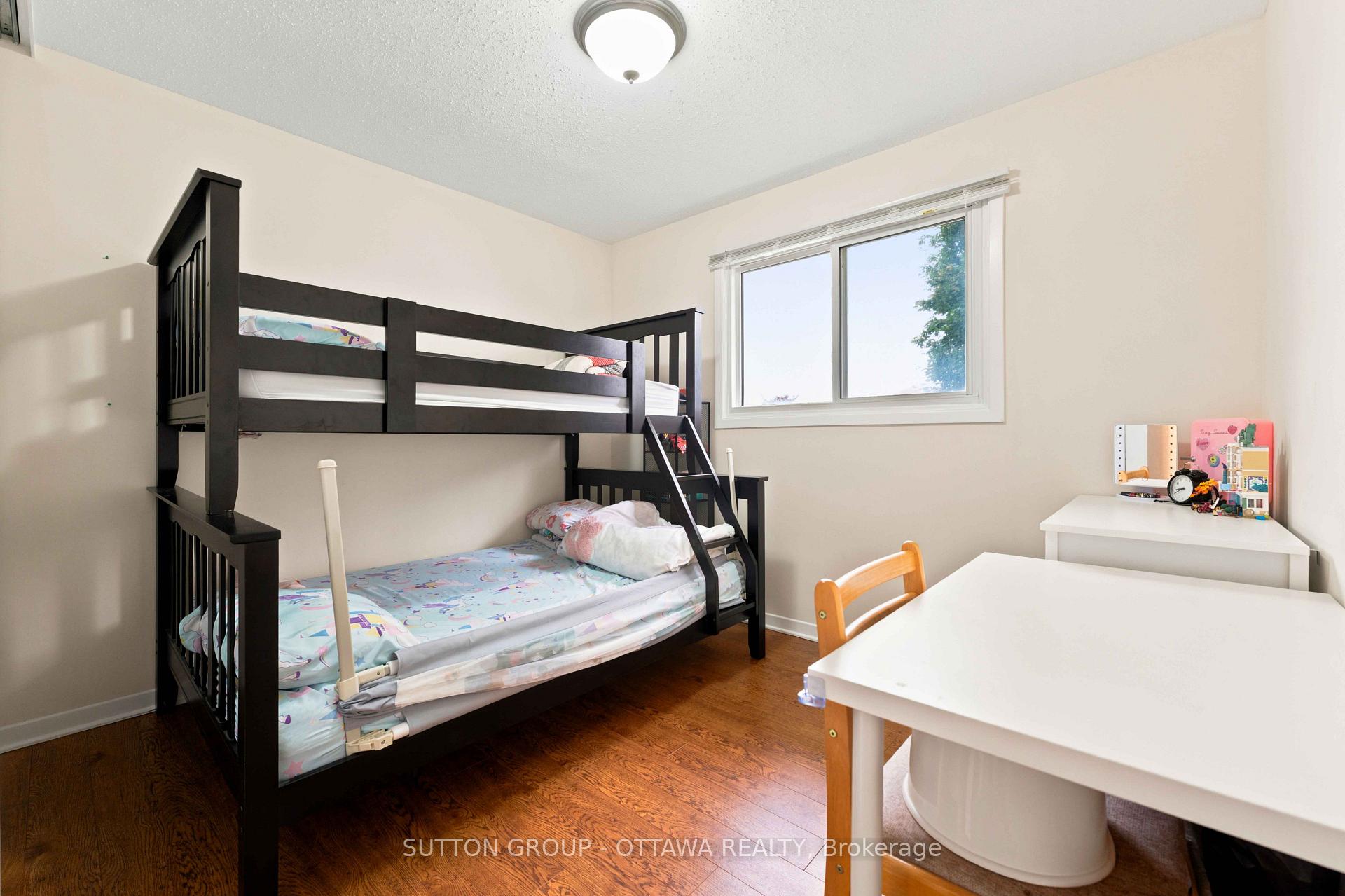 Photo 36 of 66 Fieldgate Drive, Ottawa, Barrhaven - Knollsbrook — HOMEH