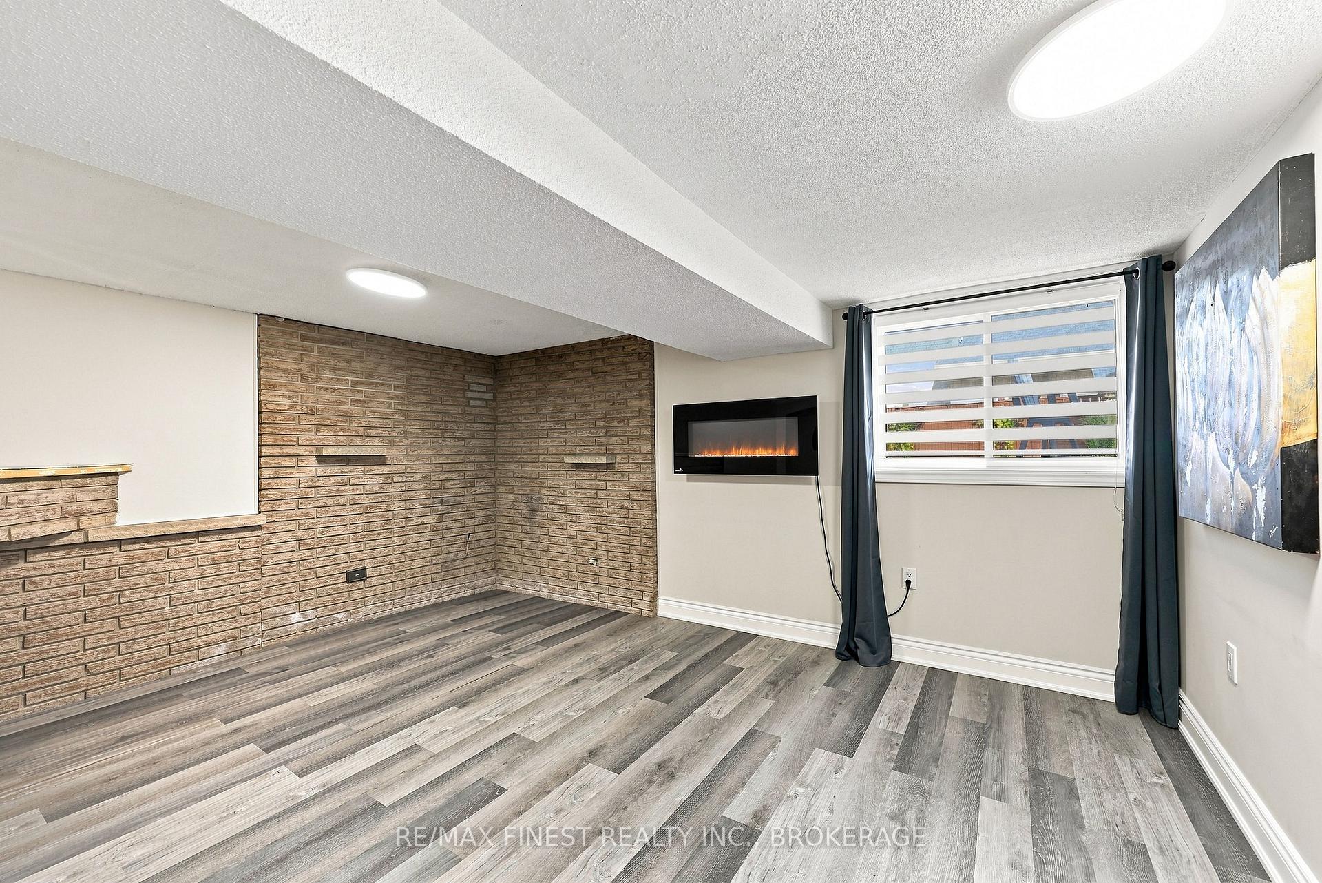 Photo 31 of 581 Division Street, Kingston, East of Sir John A. Blvd — HOMEH