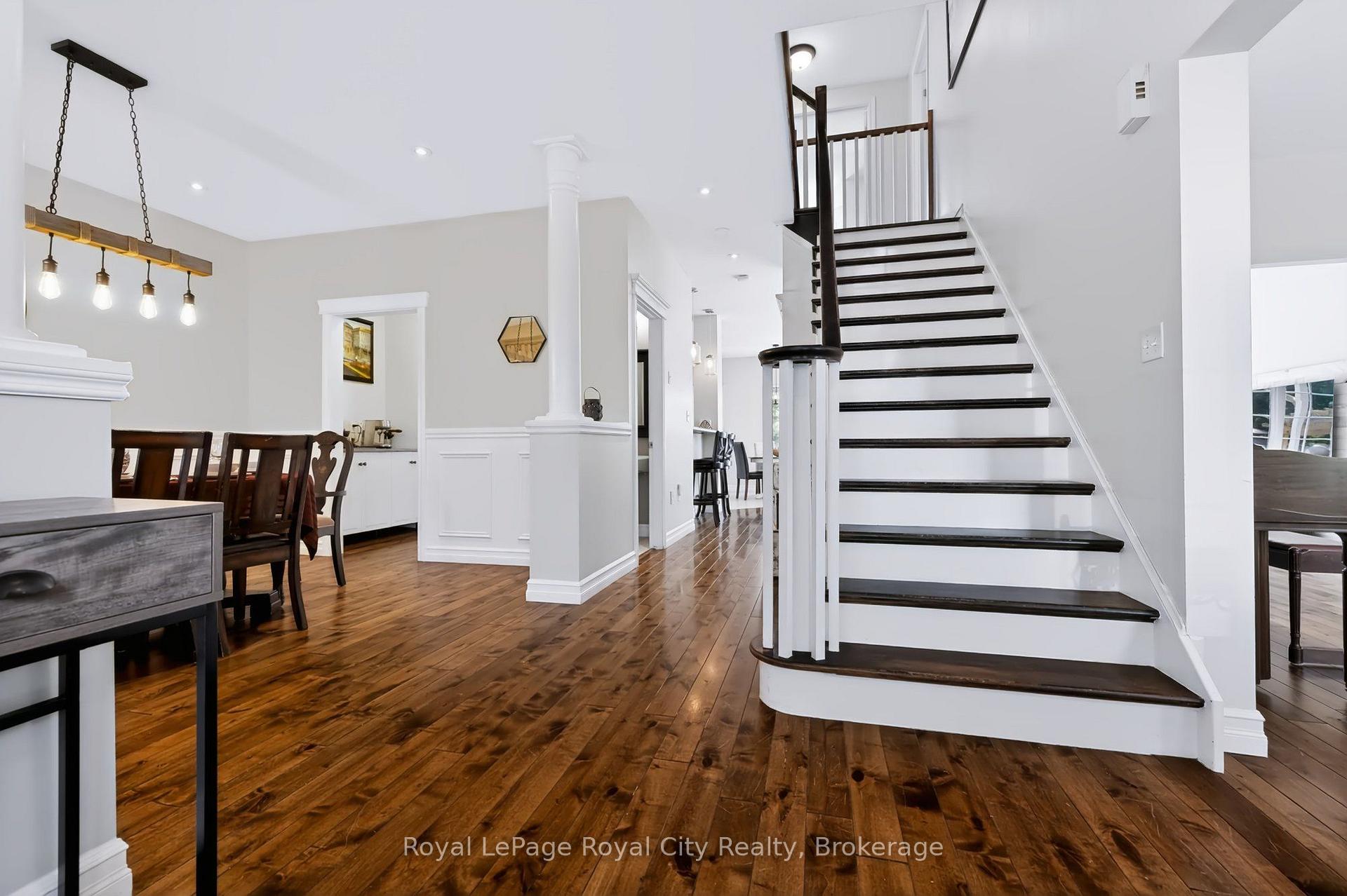 Photo 11 of 305 Ridge Road, Guelph/Eramosa, Rockwood — HOMEH