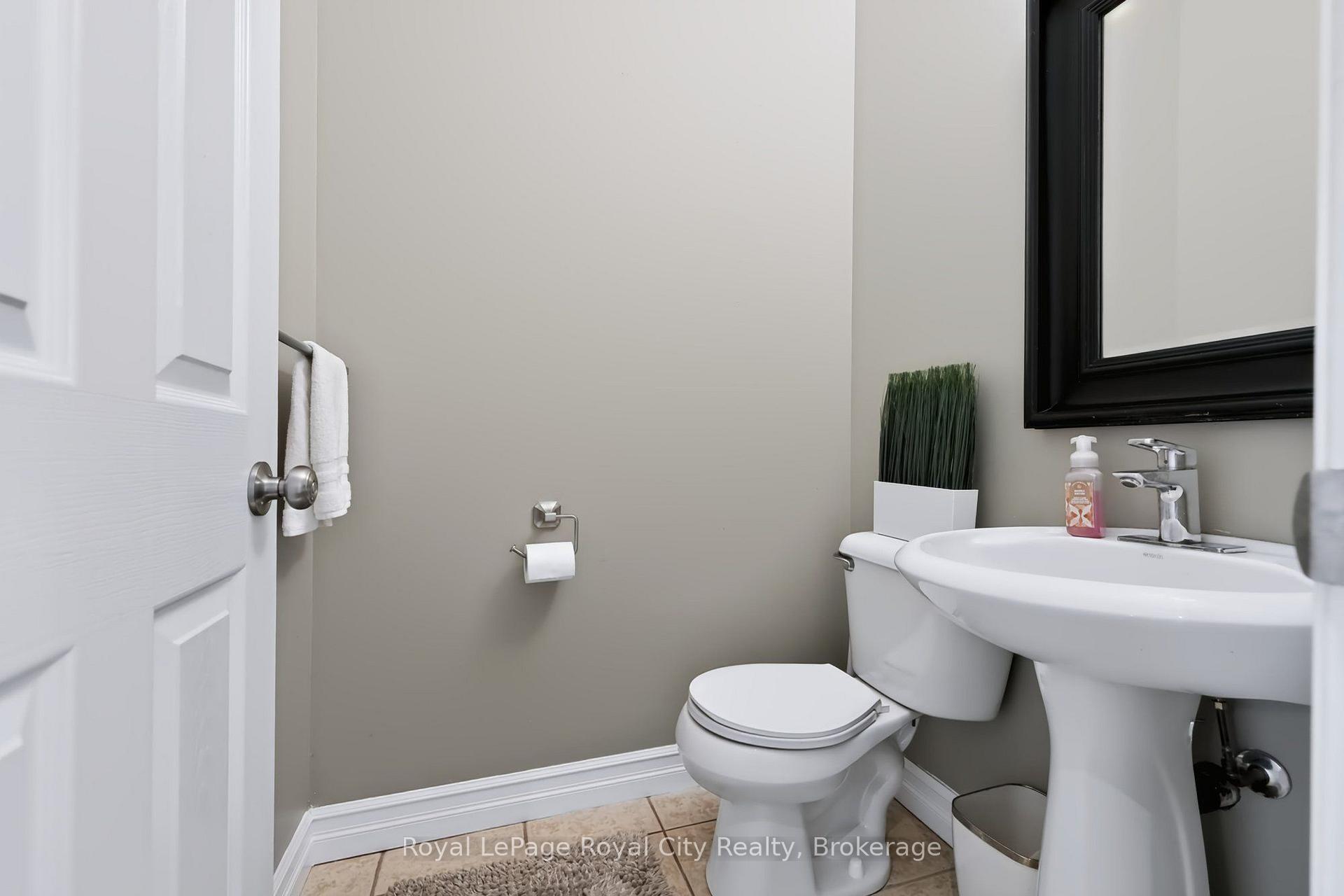 Photo 31 of 305 Ridge Road, Guelph/Eramosa, Rockwood — HOMEH