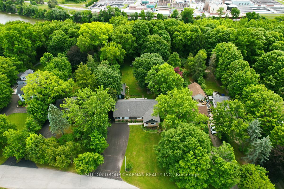 Photo 1 of 408 Old Riverside Drive, London, North N — HOMEH