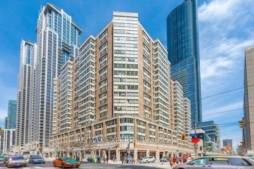 Photo of Unit 605, 717 Bay Street