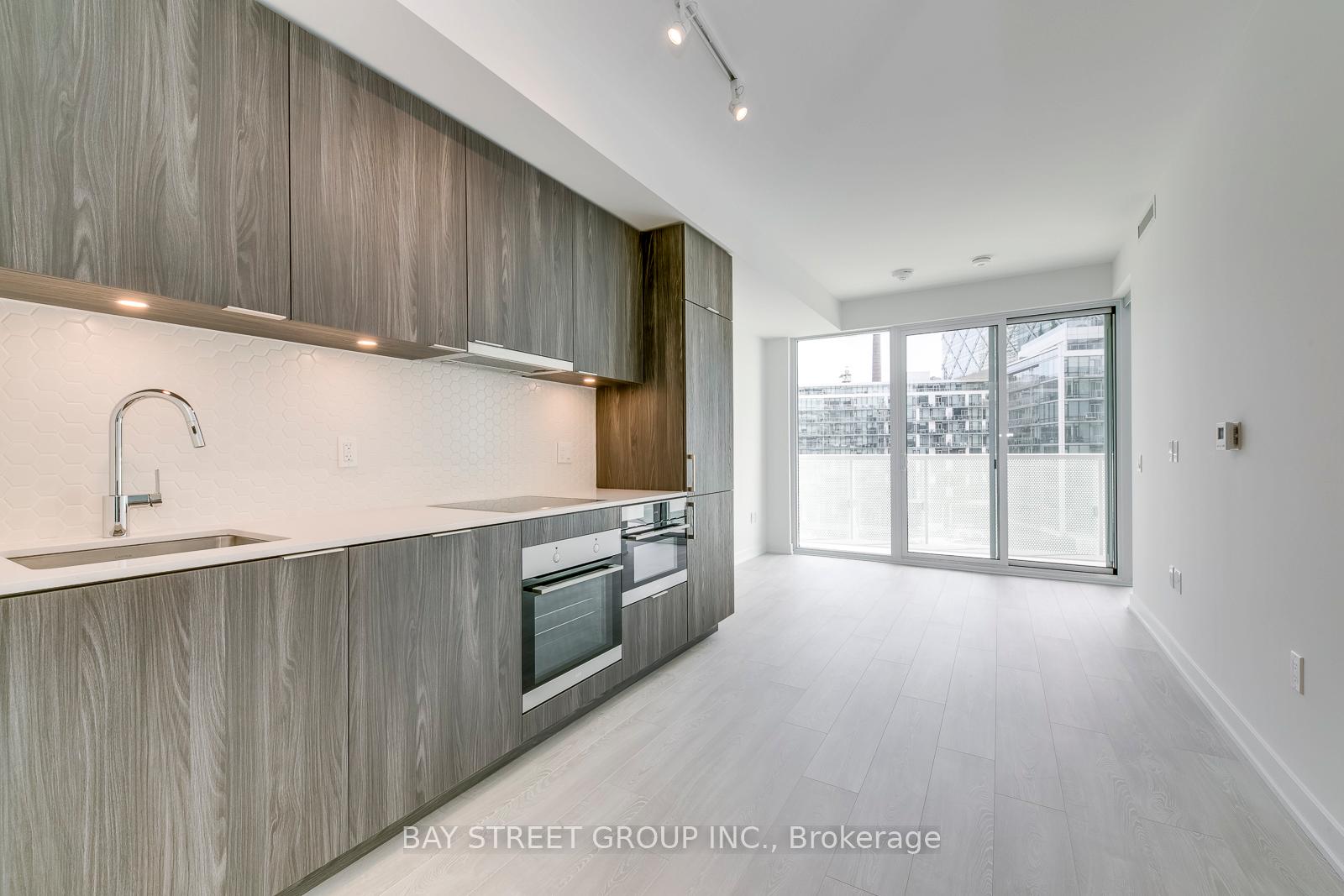 Photo 9 of Unit 624, 15 Queens Quay E, Toronto, Waterfront Communities — HOMEH