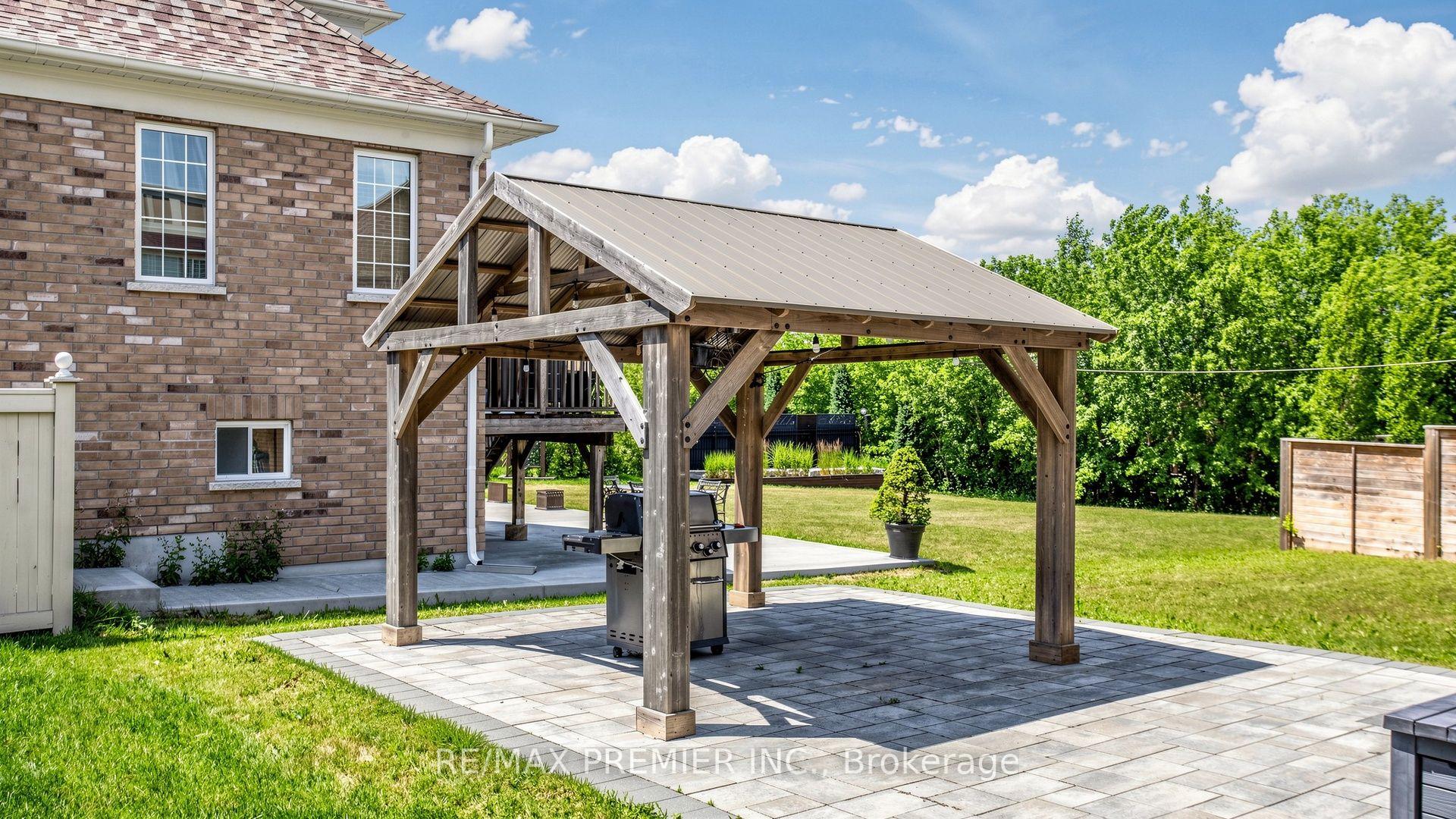 Photo 47 of 12 Paradise Valley Trail, King, Nobleton — HOMEH