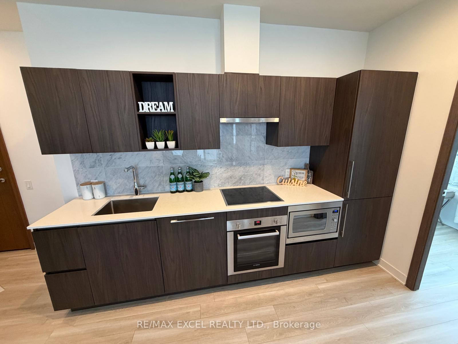 Photo 3 of Unit 4606, 17 Bathurst Street, Toronto, Waterfront Communities — HOMEH