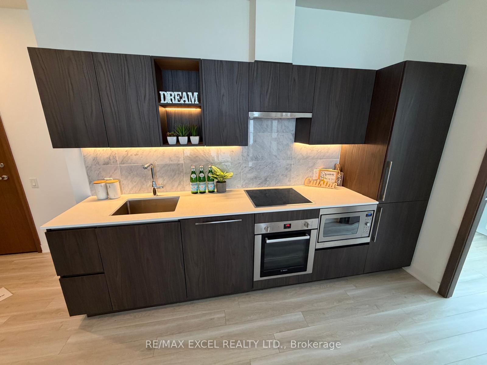 Photo 4 of Unit 4606, 17 Bathurst Street, Toronto, Waterfront Communities — HOMEH