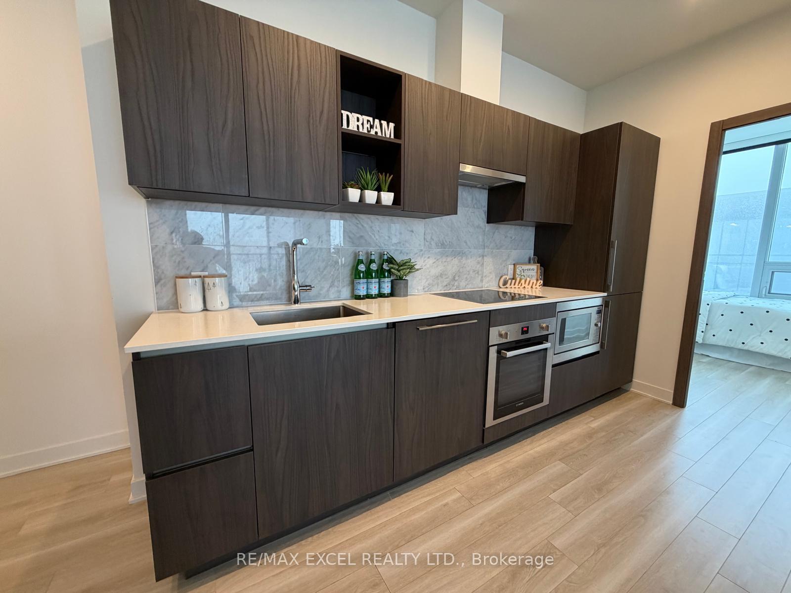 Photo 5 of Unit 4606, 17 Bathurst Street, Toronto, Waterfront Communities — HOMEH