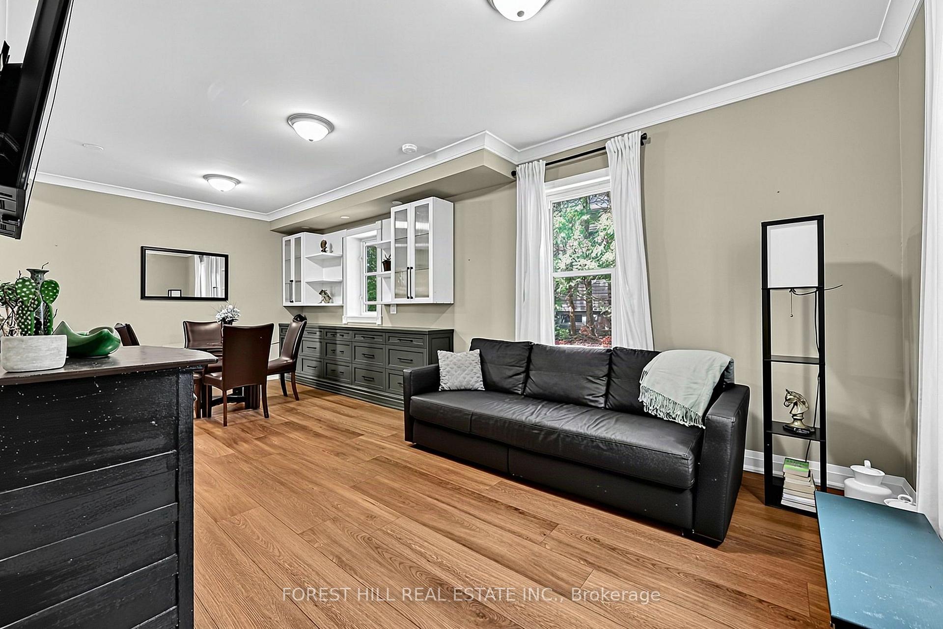 Photo 5 of 210 Centennial Drive, Midland — HOMEH