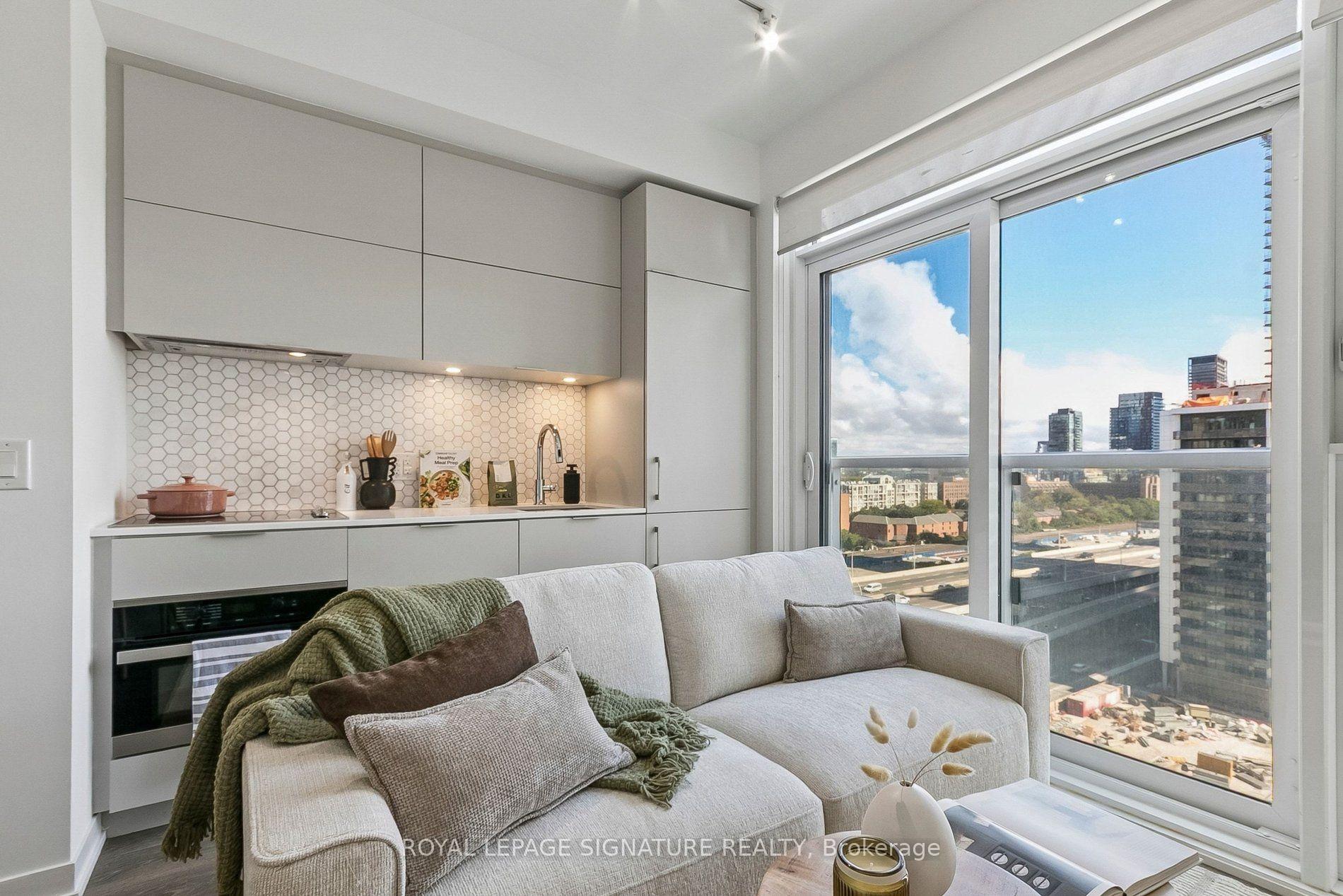Photo 4 of Unit 1006, 20 Richardson Street, Toronto, Waterfront Communities — HOMEH