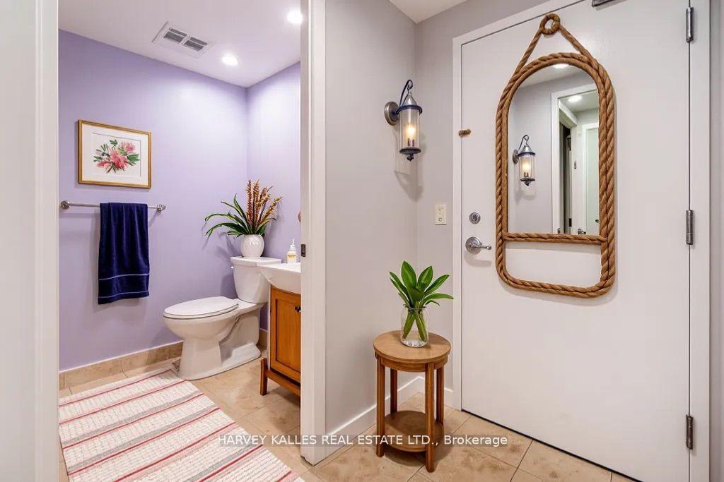Photo 5 of Unit 502, 218 Queens Quay W, Toronto, Waterfront Communities — HOMEH