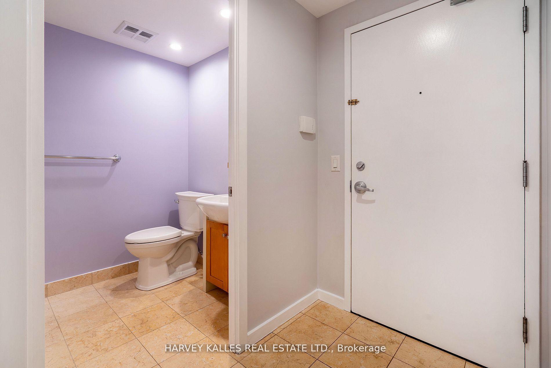 Photo 21 of Unit 502, 218 Queens Quay W, Toronto, Waterfront Communities — HOMEH