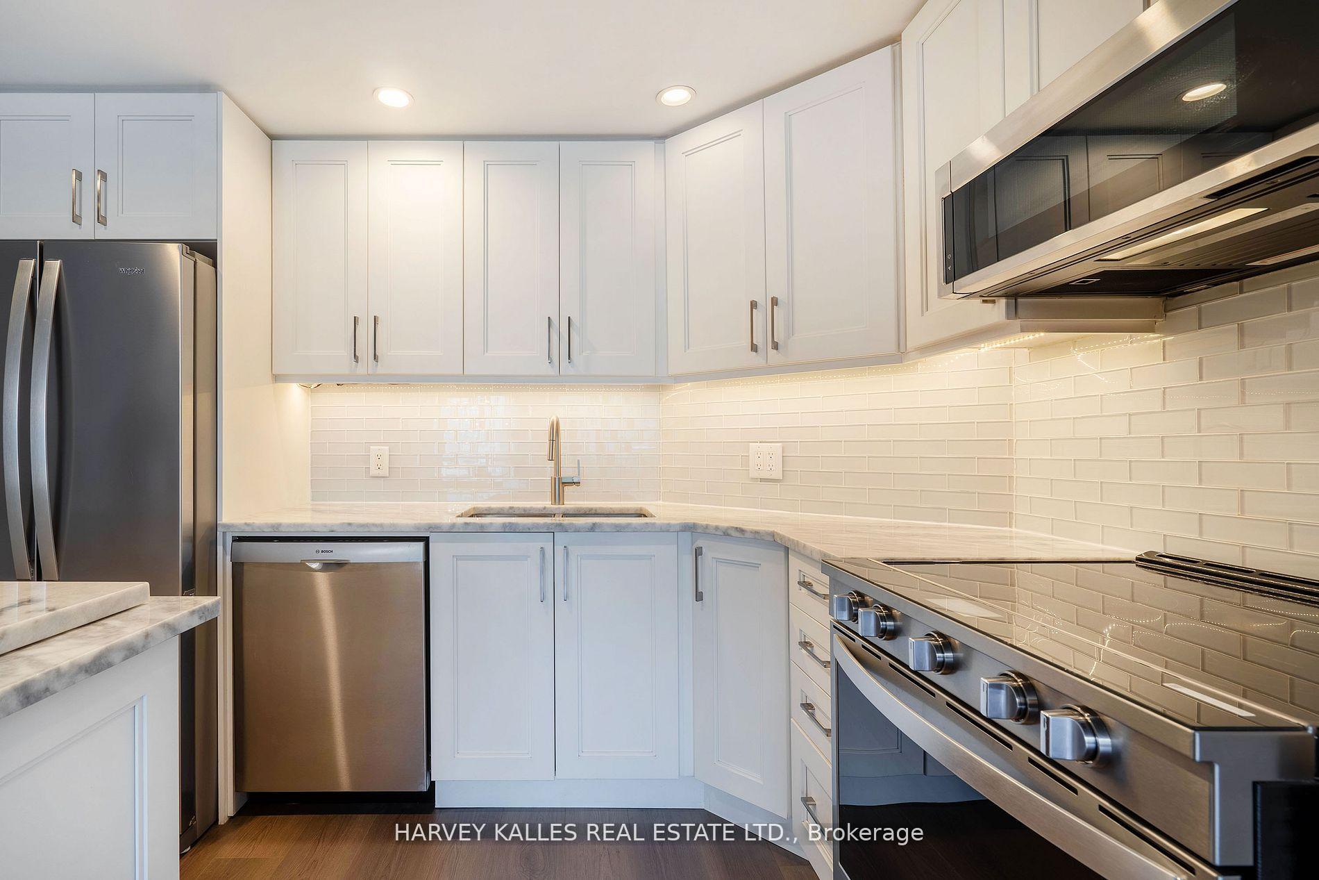 Photo 33 of Unit 502, 218 Queens Quay W, Toronto, Waterfront Communities — HOMEH