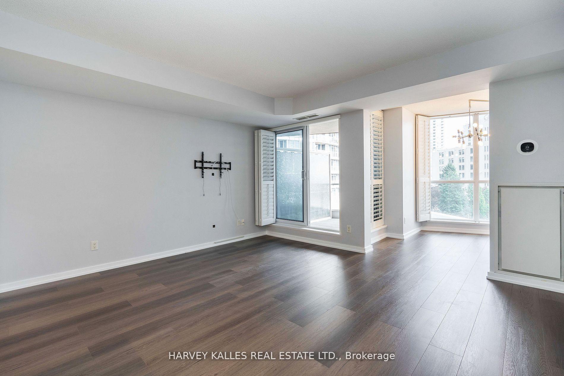 Photo 39 of Unit 502, 218 Queens Quay W, Toronto, Waterfront Communities — HOMEH
