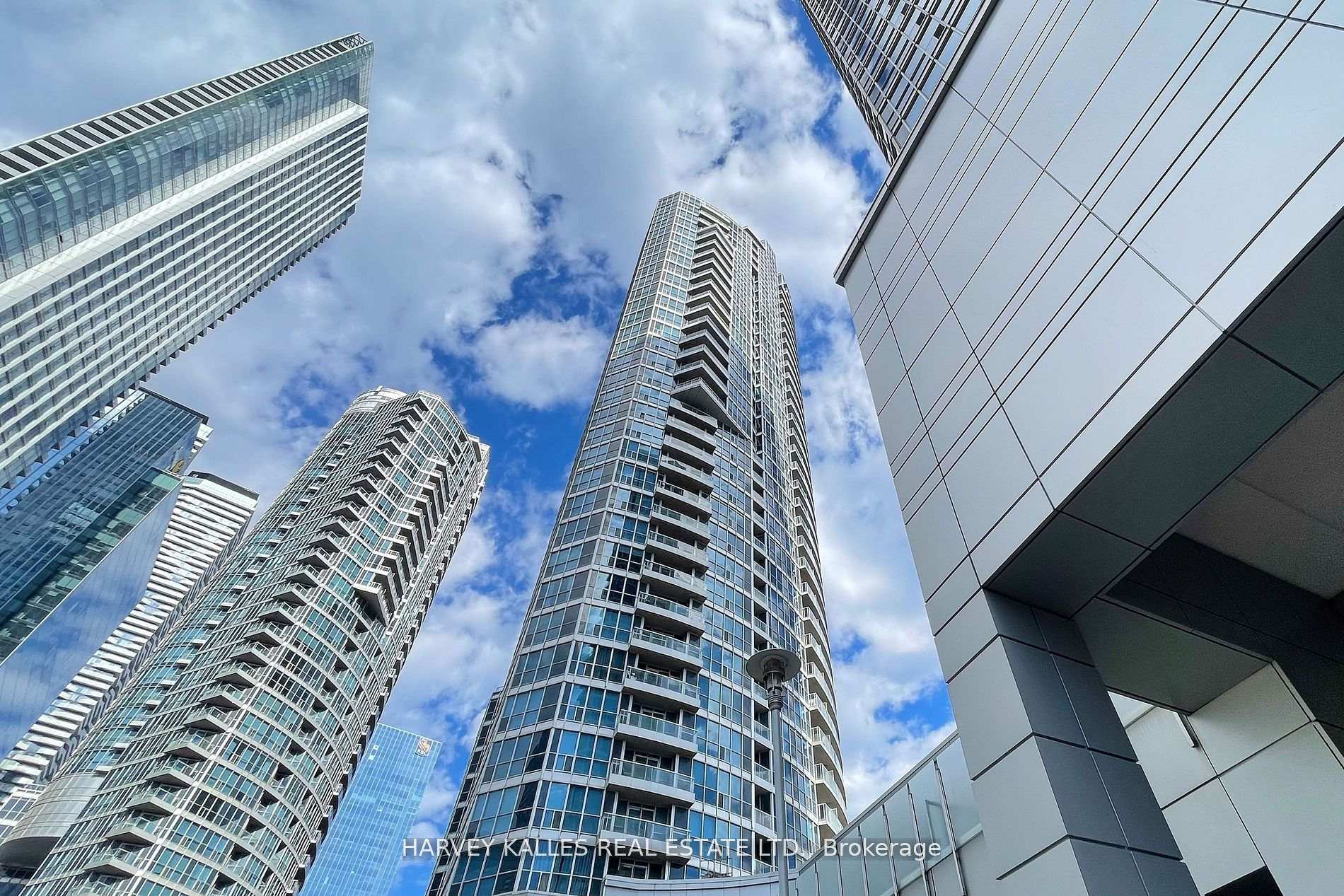Photo 49 of Unit 502, 218 Queens Quay W, Toronto, Waterfront Communities — HOMEH