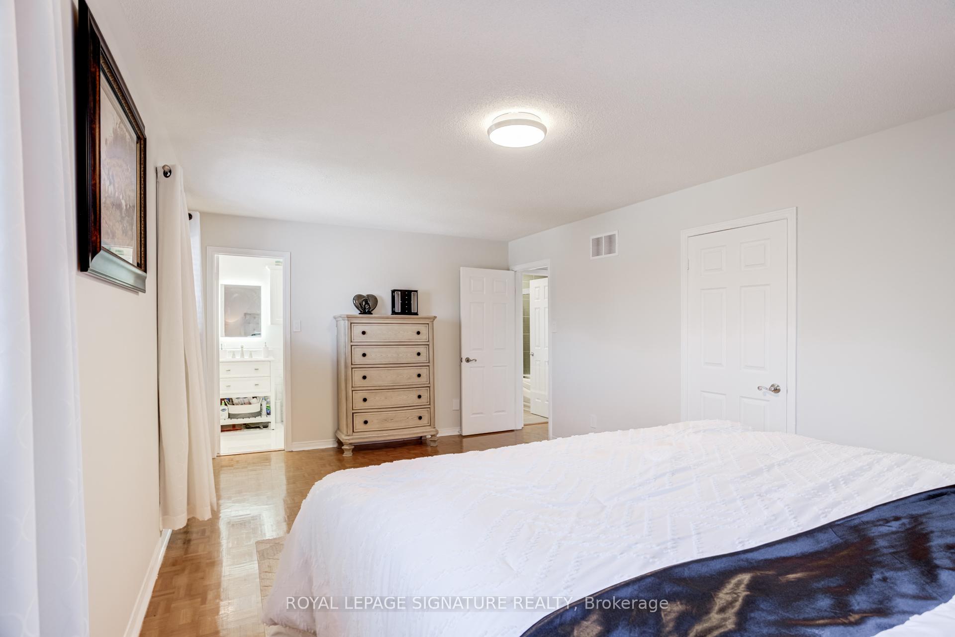 Photo 14 of 5 Longhouse Street, Vaughan, East Woodbridge — HOMEH