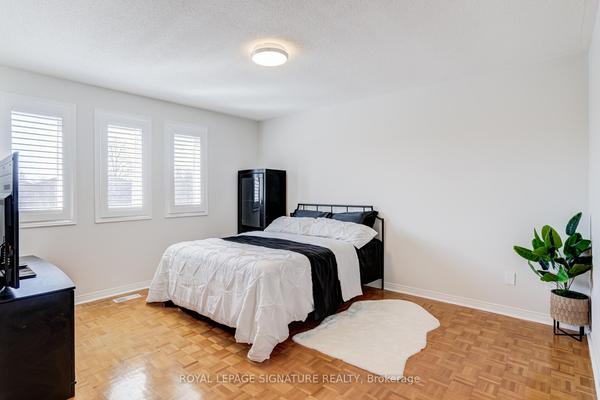 Photo 16 of 5 Longhouse Street, Vaughan, East Woodbridge — HOMEH
